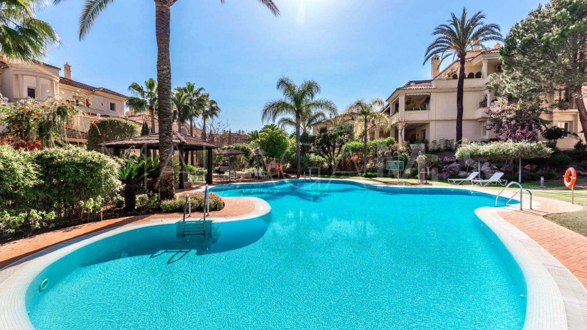 Apartamento planta baja for sale in Las Alamandas