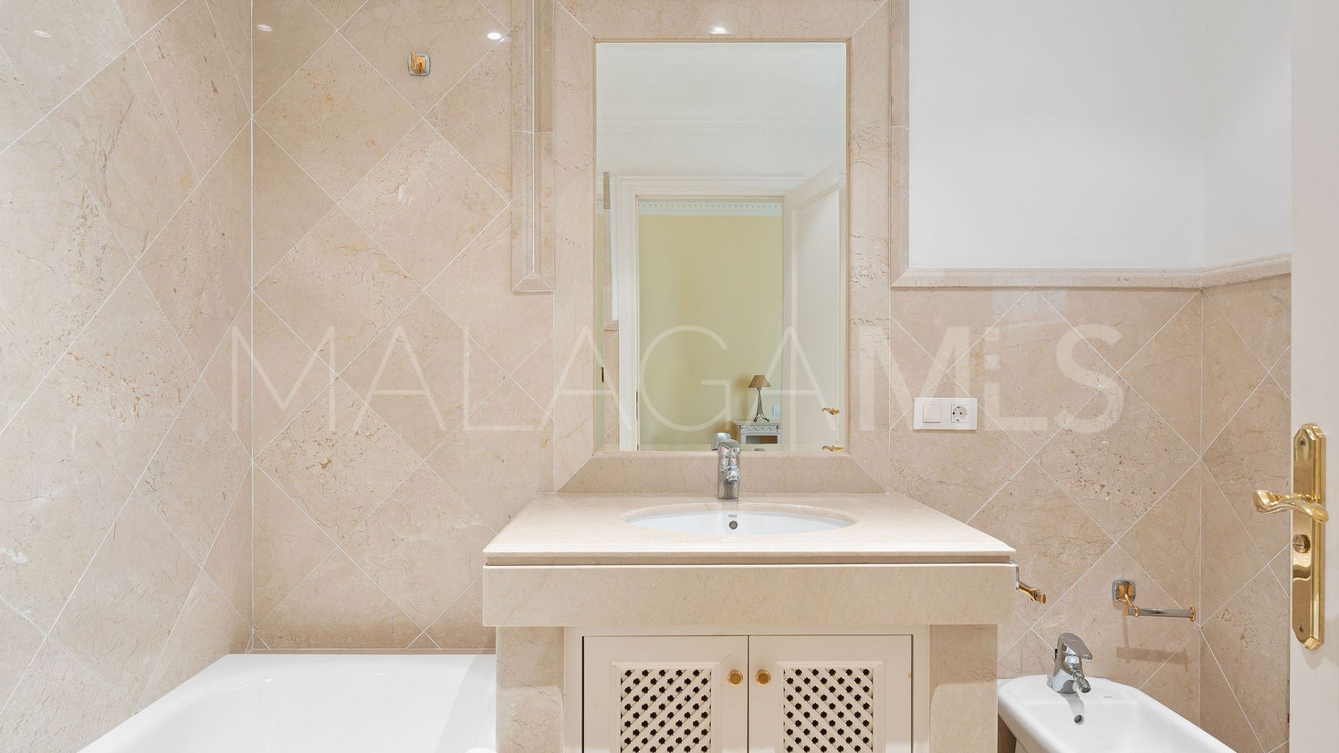 Apartamento planta baja for sale in Las Alamandas