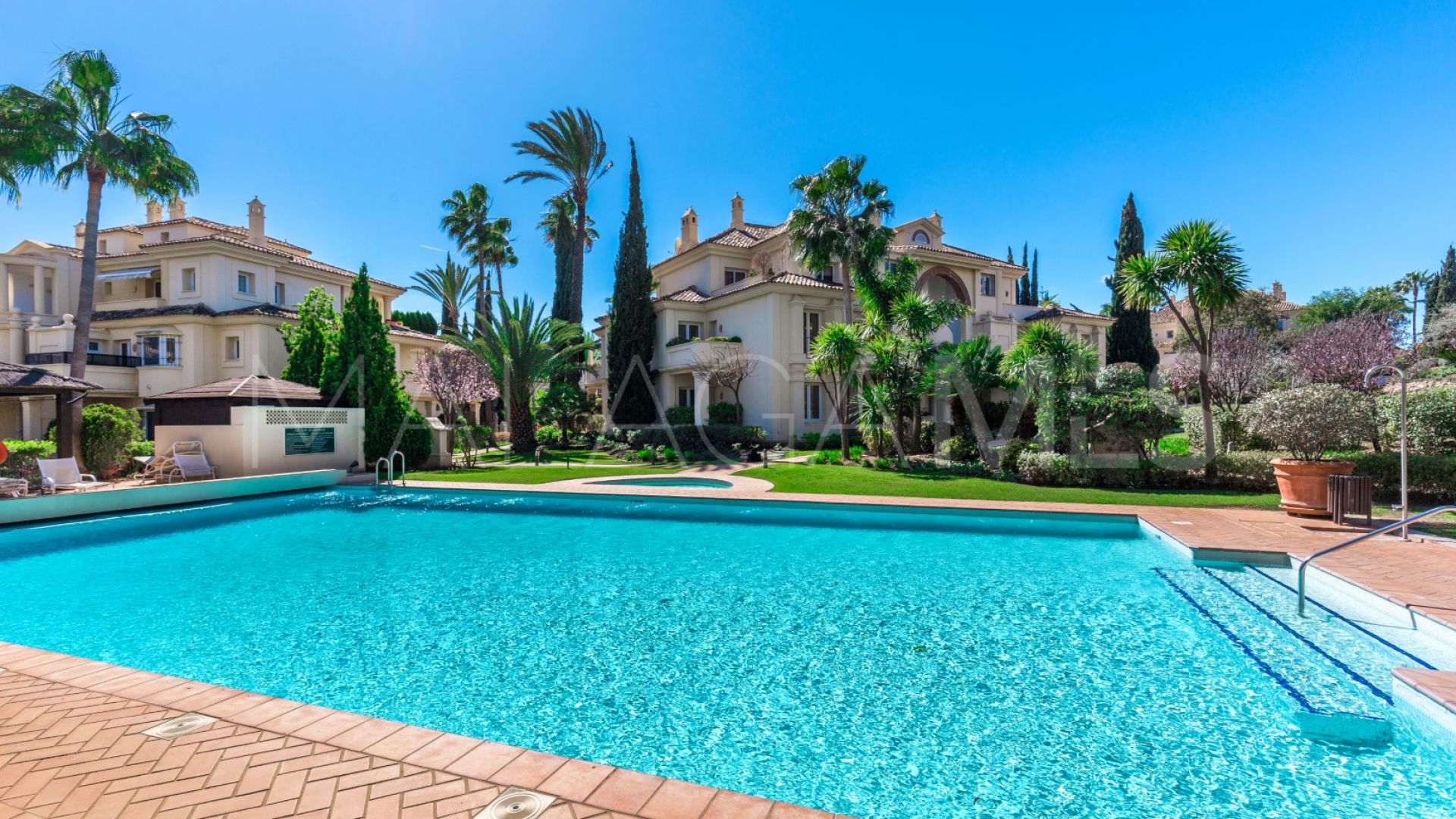 Apartamento planta baja for sale in Las Alamandas