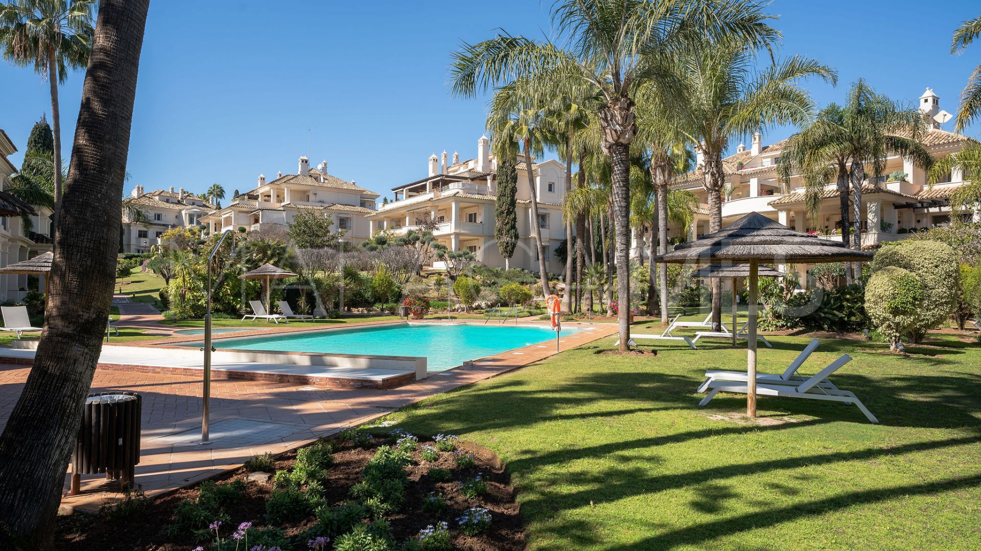 Apartamento planta baja for sale in Las Alamandas