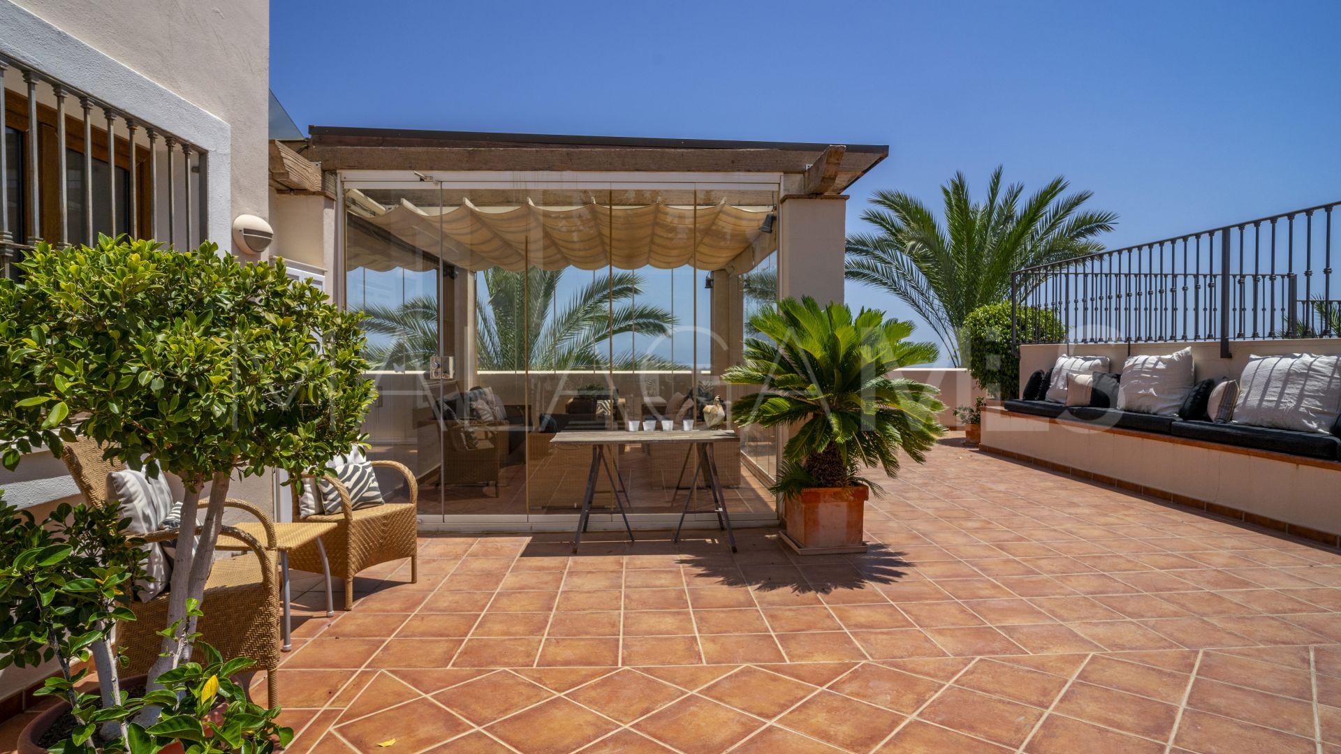 Atico duplex a la venta in Paraiso Hills