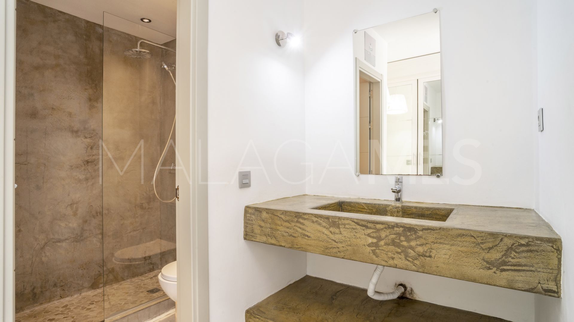 For sale ground floor apartment in Jardines de Andalucia with 2 bedrooms