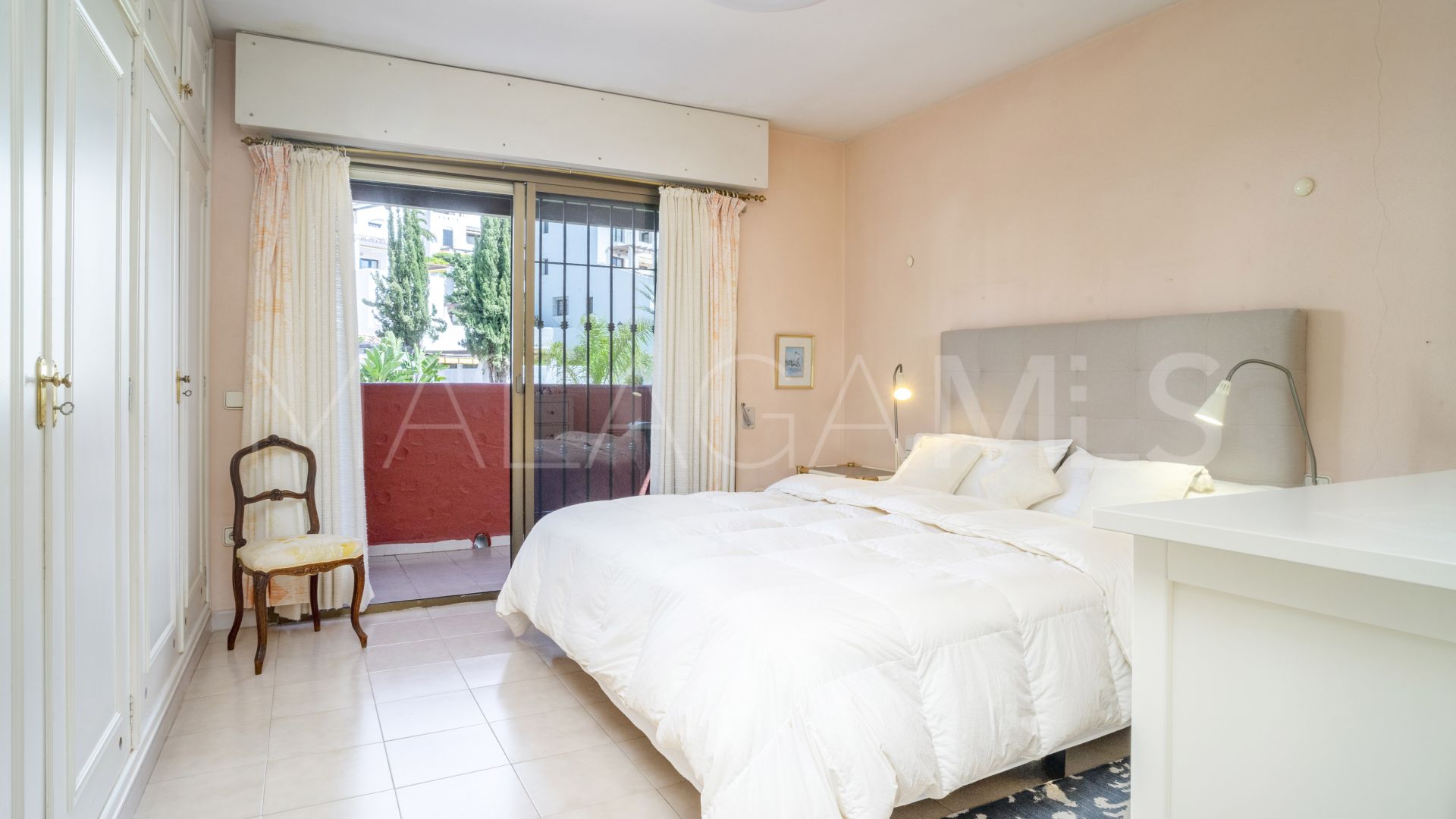 Nueva Andalucia, villa with 4 bedrooms for sale