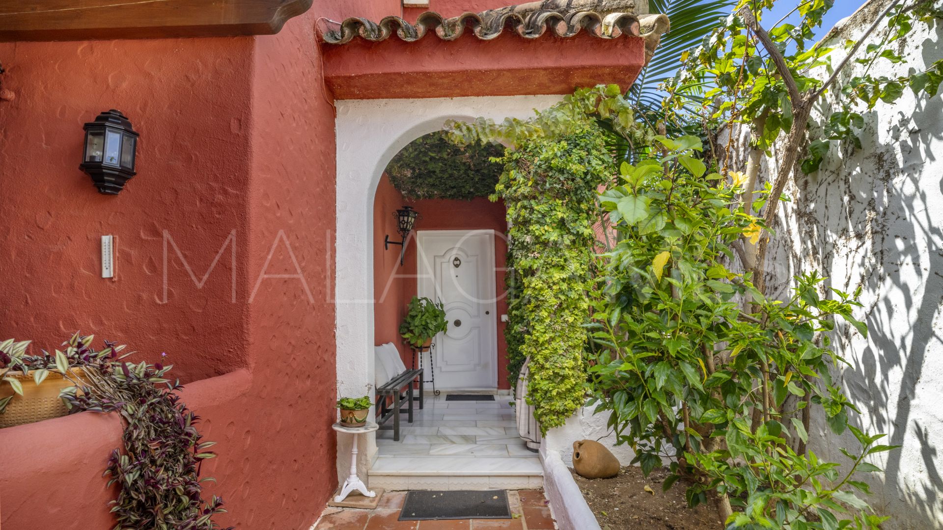 Nueva Andalucia, villa with 4 bedrooms for sale