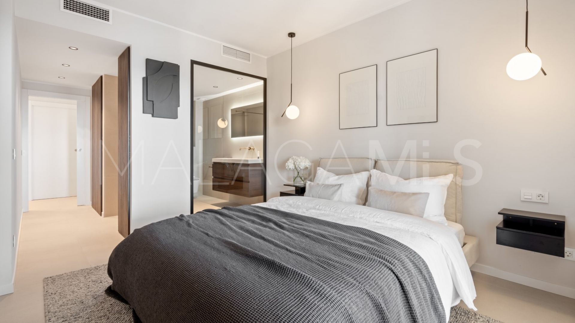 Cumbres del Rodeo, apartamento planta baja a la venta de 3 bedrooms