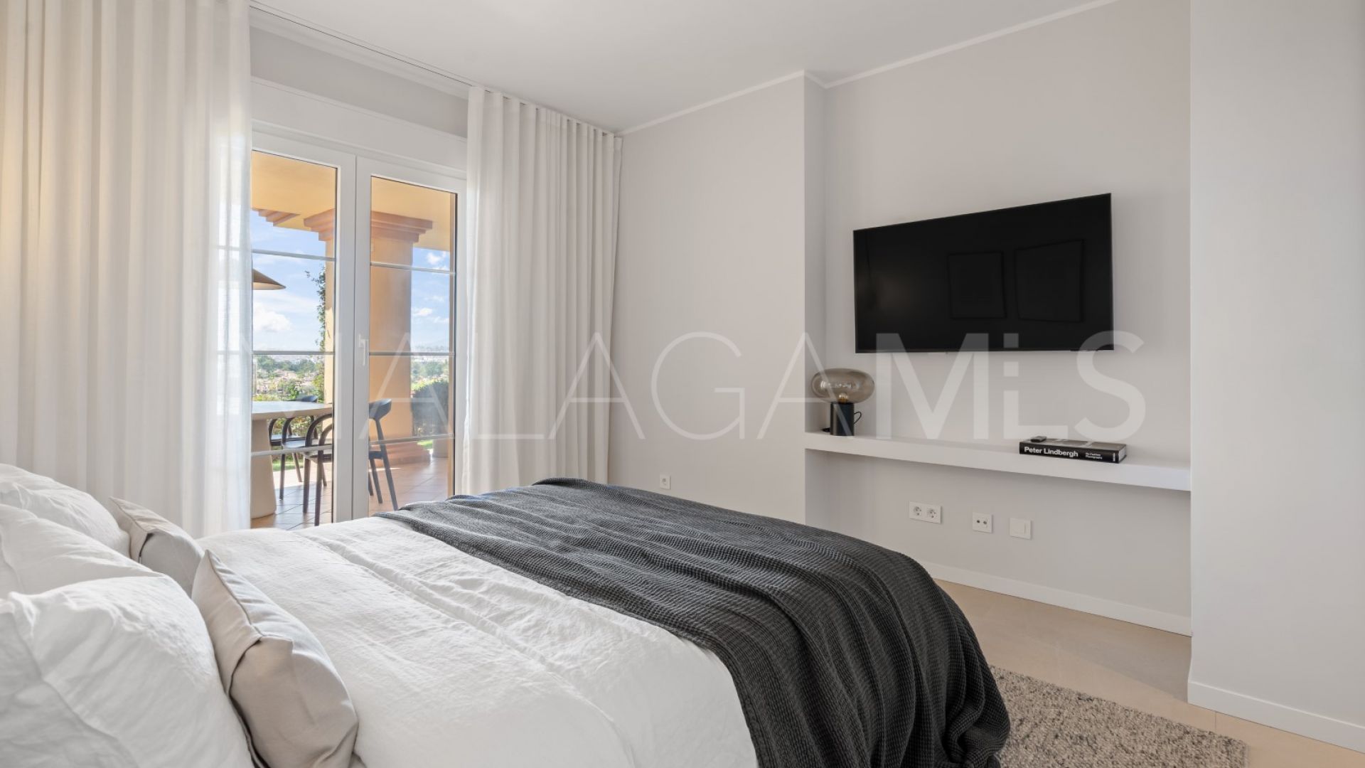 Cumbres del Rodeo, apartamento planta baja a la venta de 3 bedrooms