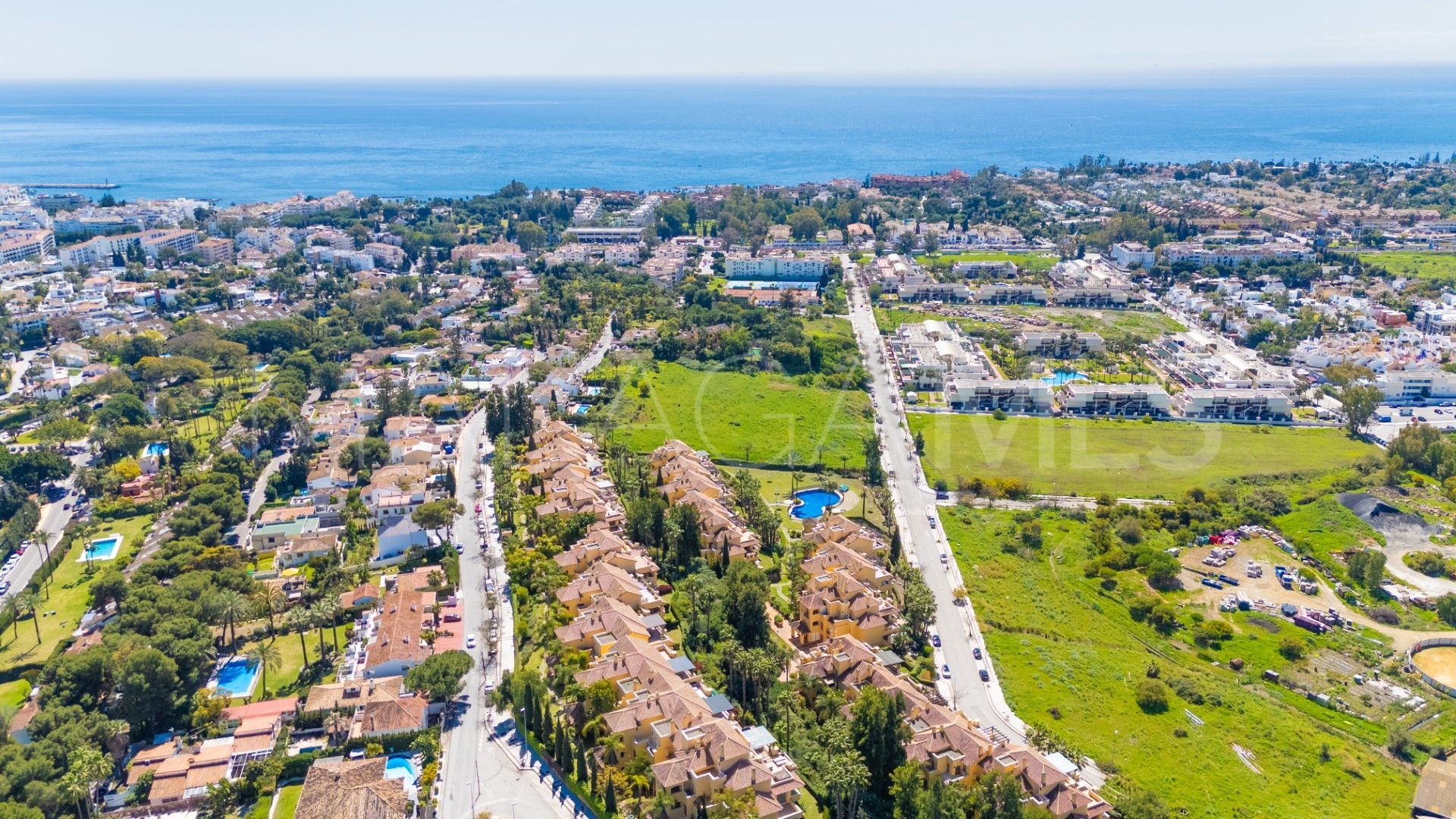 Cumbres del Rodeo, apartamento planta baja a la venta de 3 bedrooms
