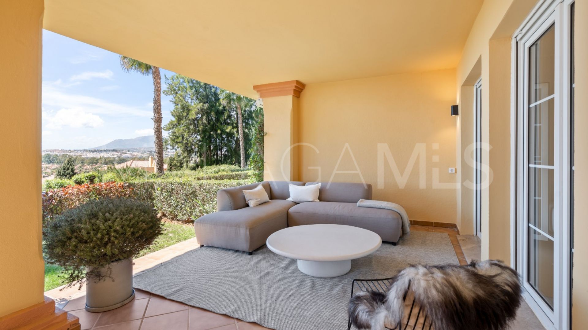 Cumbres del Rodeo, apartamento planta baja a la venta de 3 bedrooms