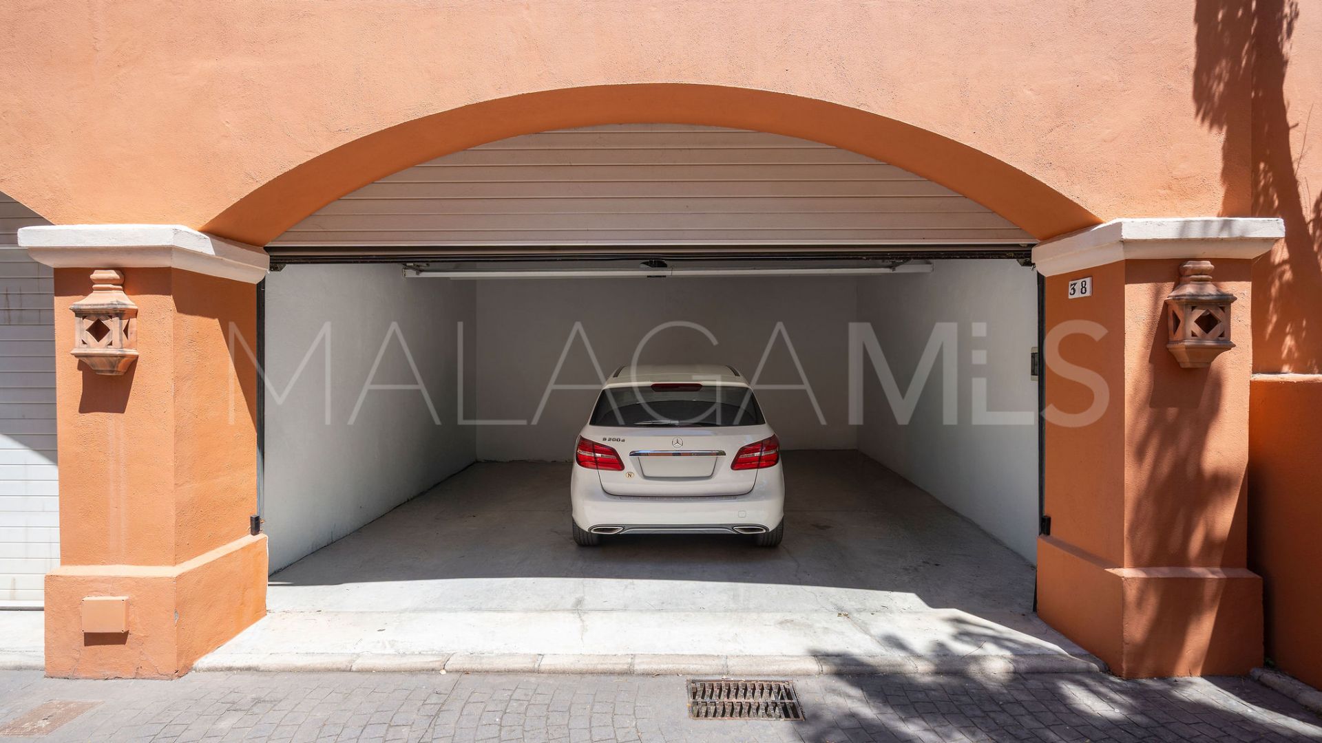 For sale Monte Halcones apartment