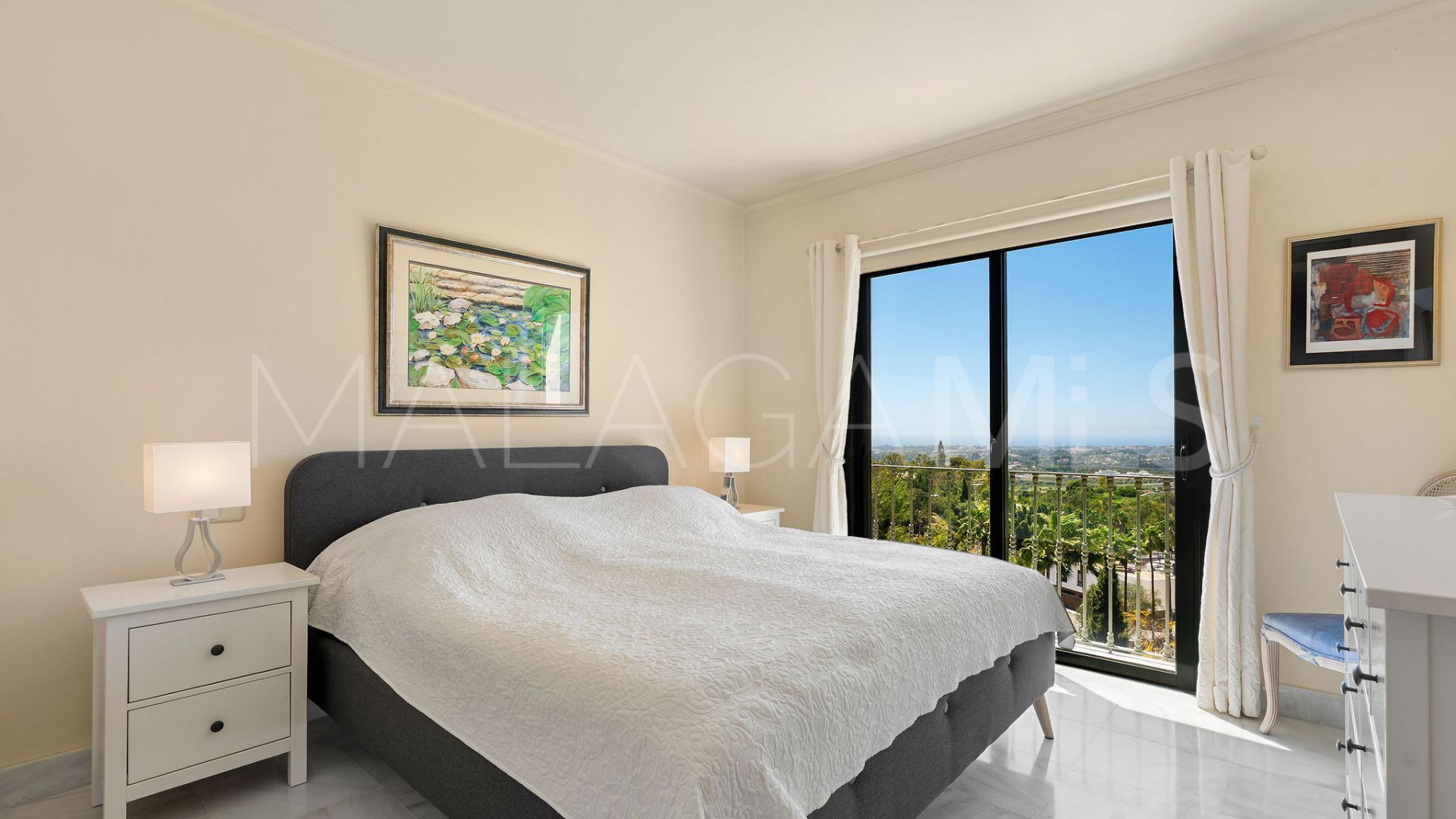 For sale Monte Halcones apartment