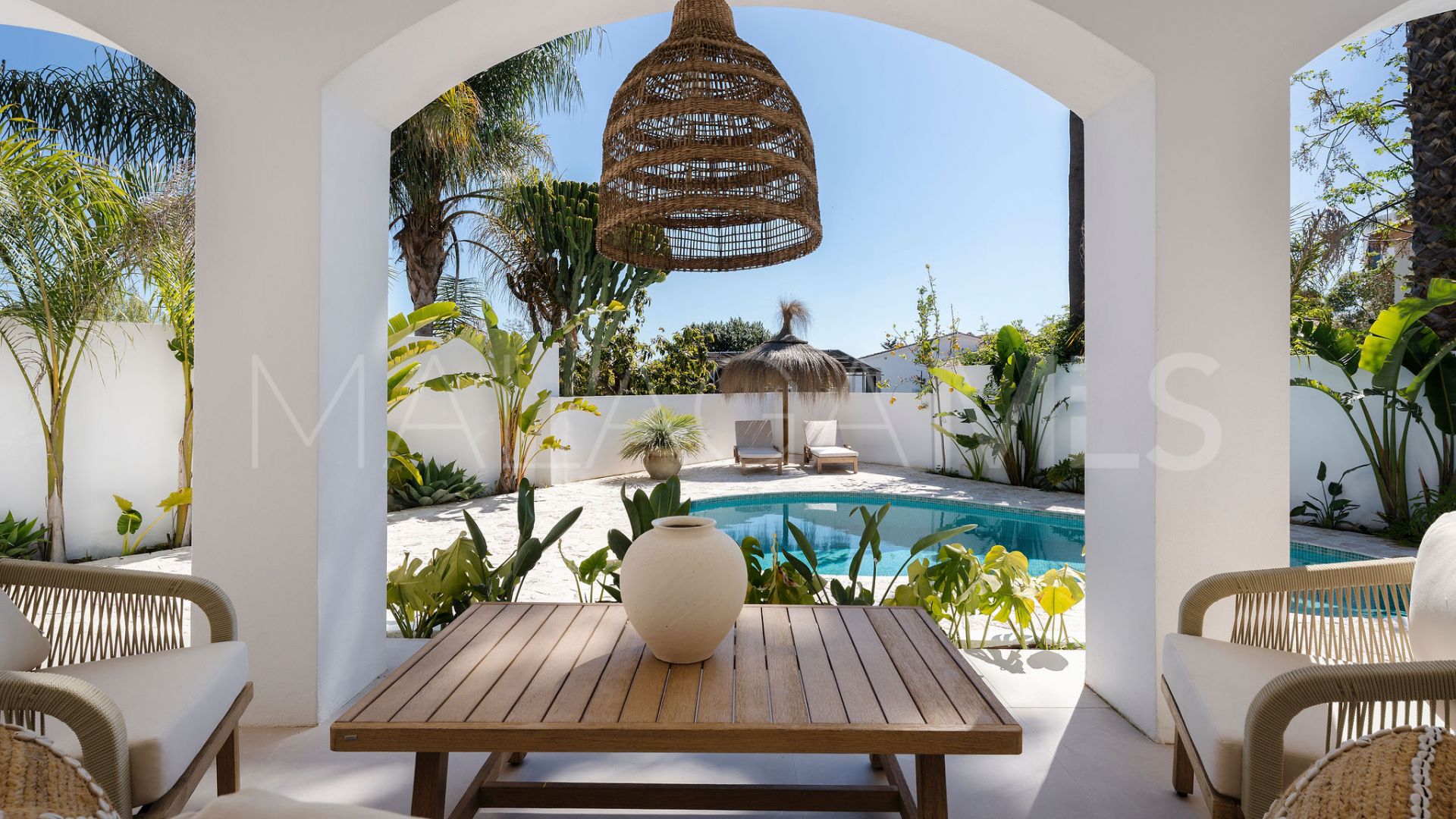 Nueva Andalucia villa for sale