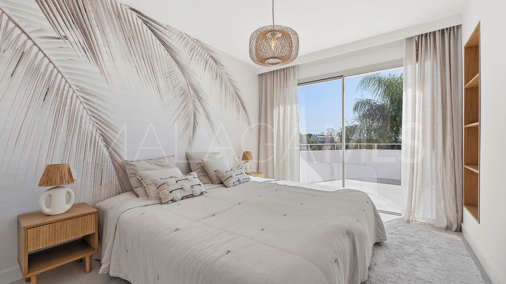 Nueva Andalucia villa for sale