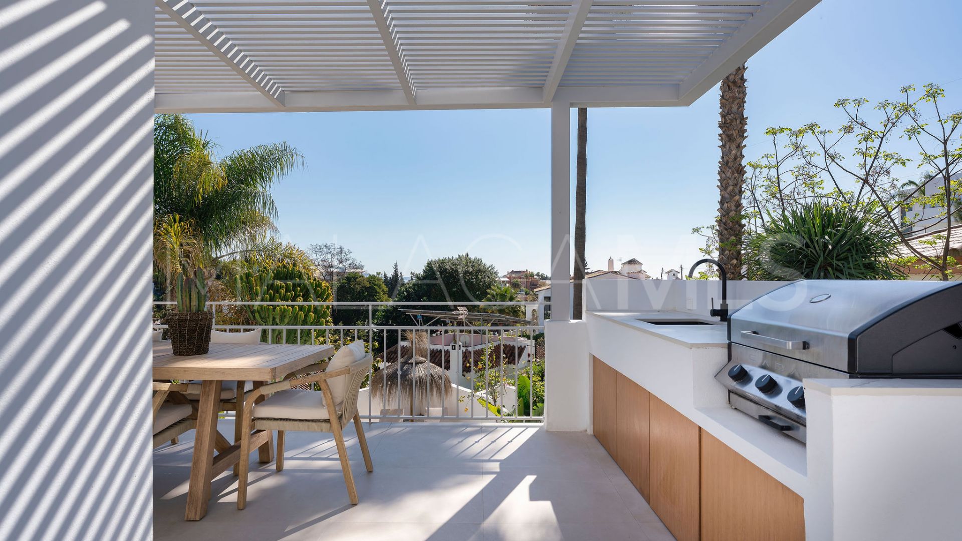 Nueva Andalucia villa for sale