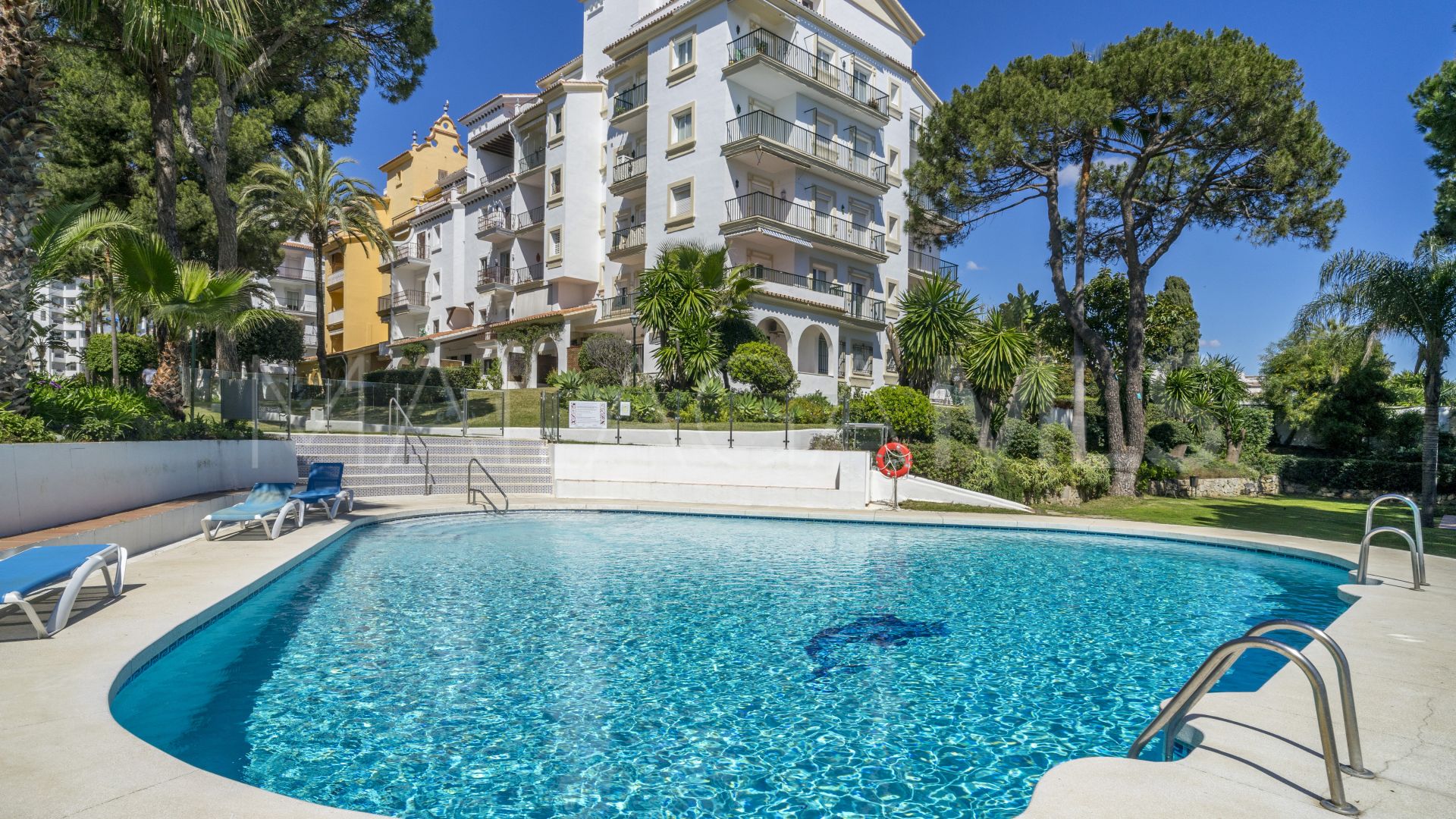 For sale apartment in Andalucia del Mar