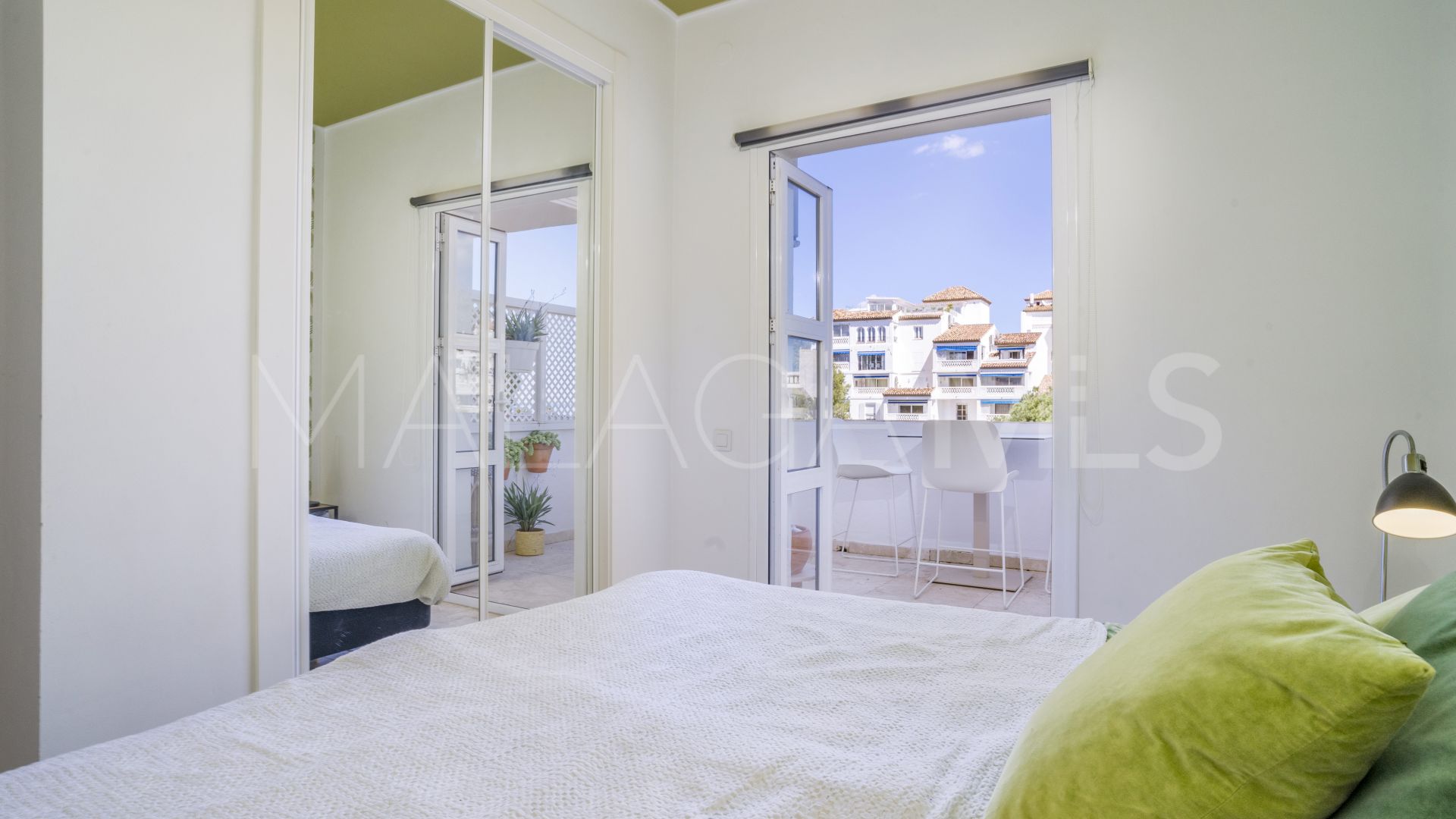 For sale apartment in Andalucia del Mar