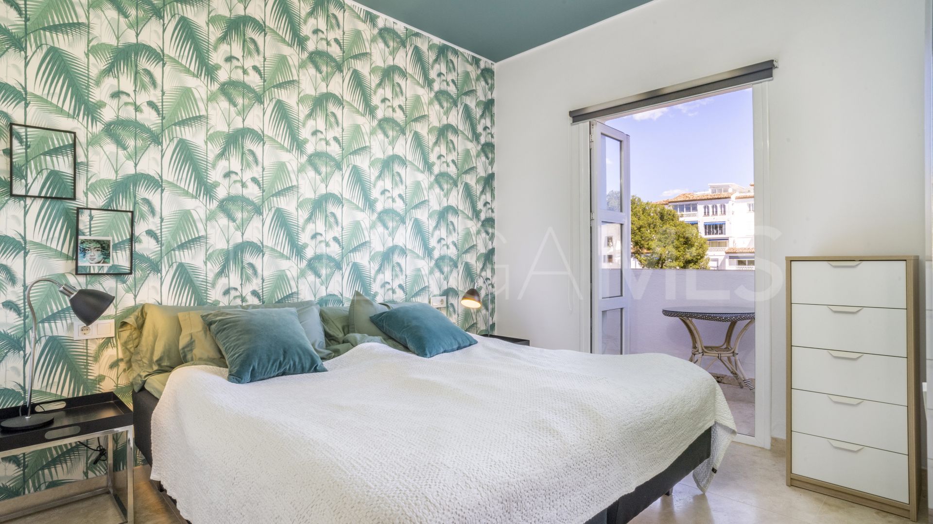 For sale apartment in Andalucia del Mar