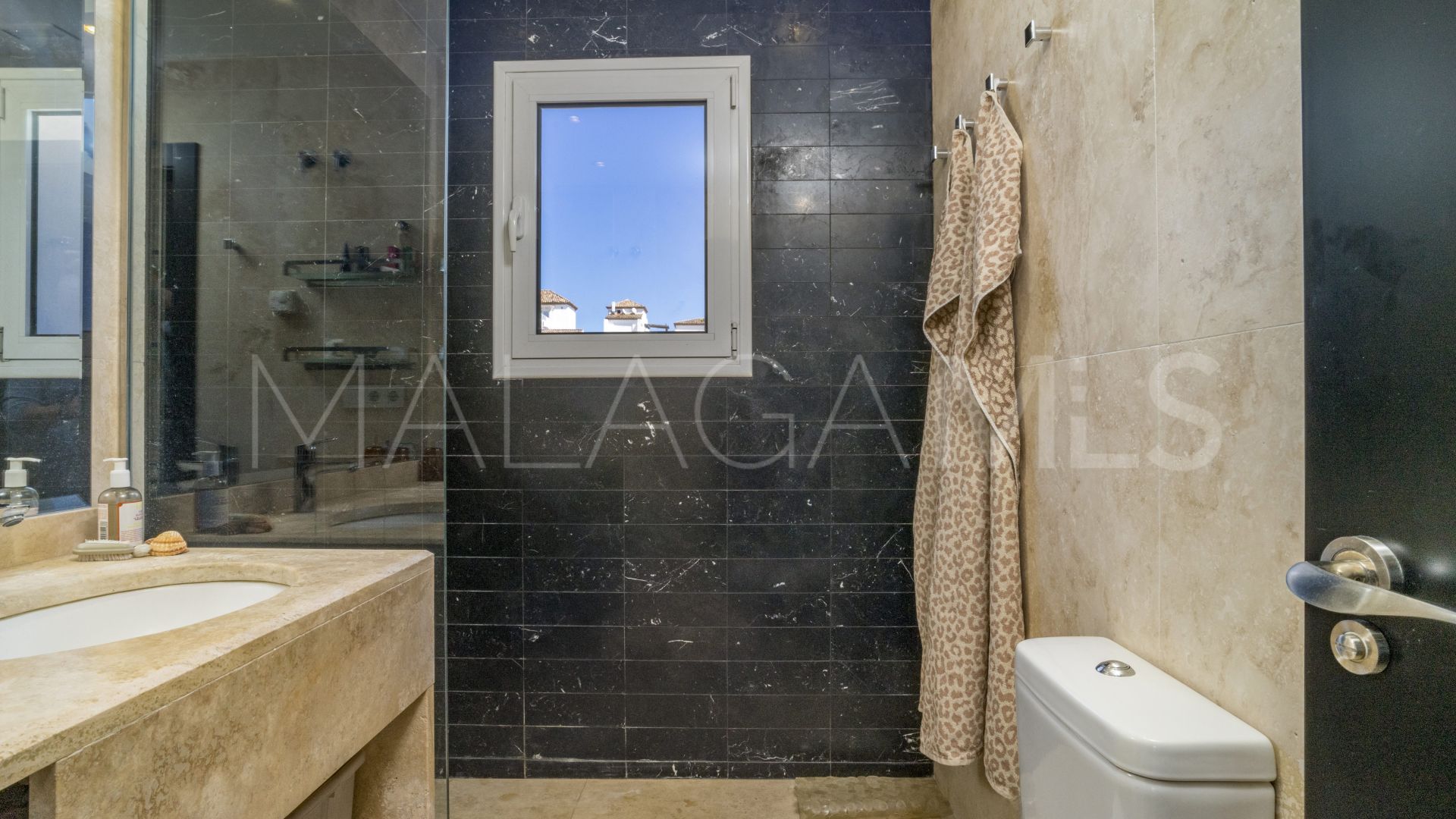 For sale apartment in Andalucia del Mar