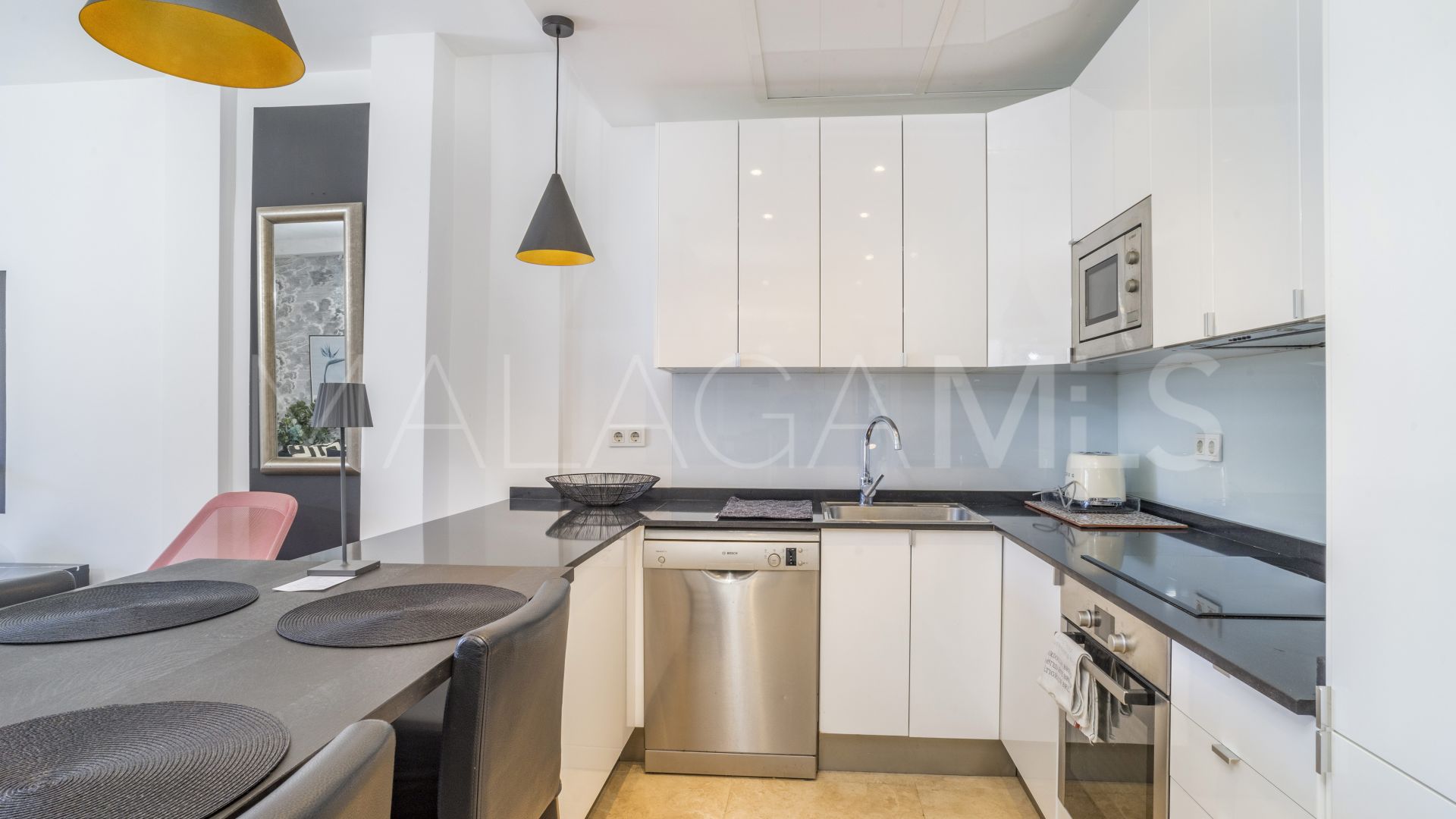 For sale apartment in Andalucia del Mar