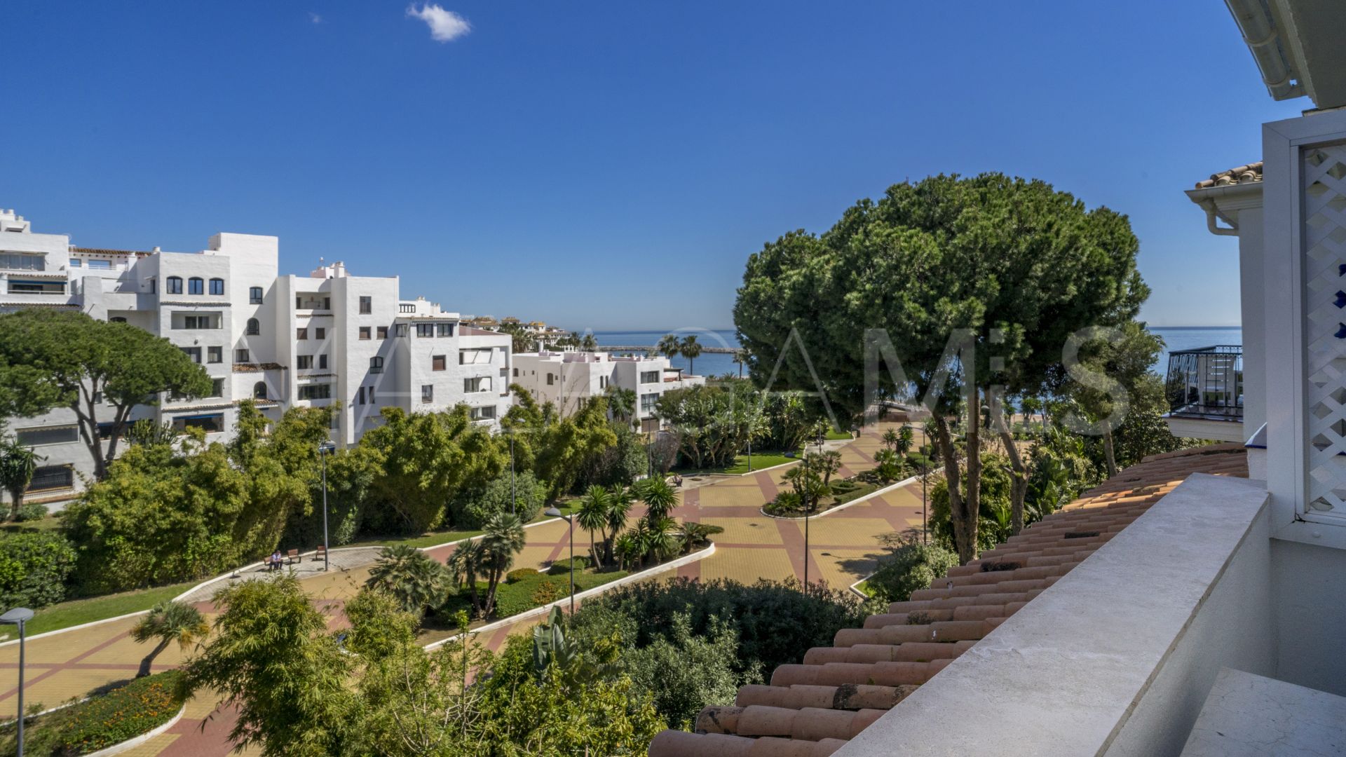 For sale apartment in Andalucia del Mar