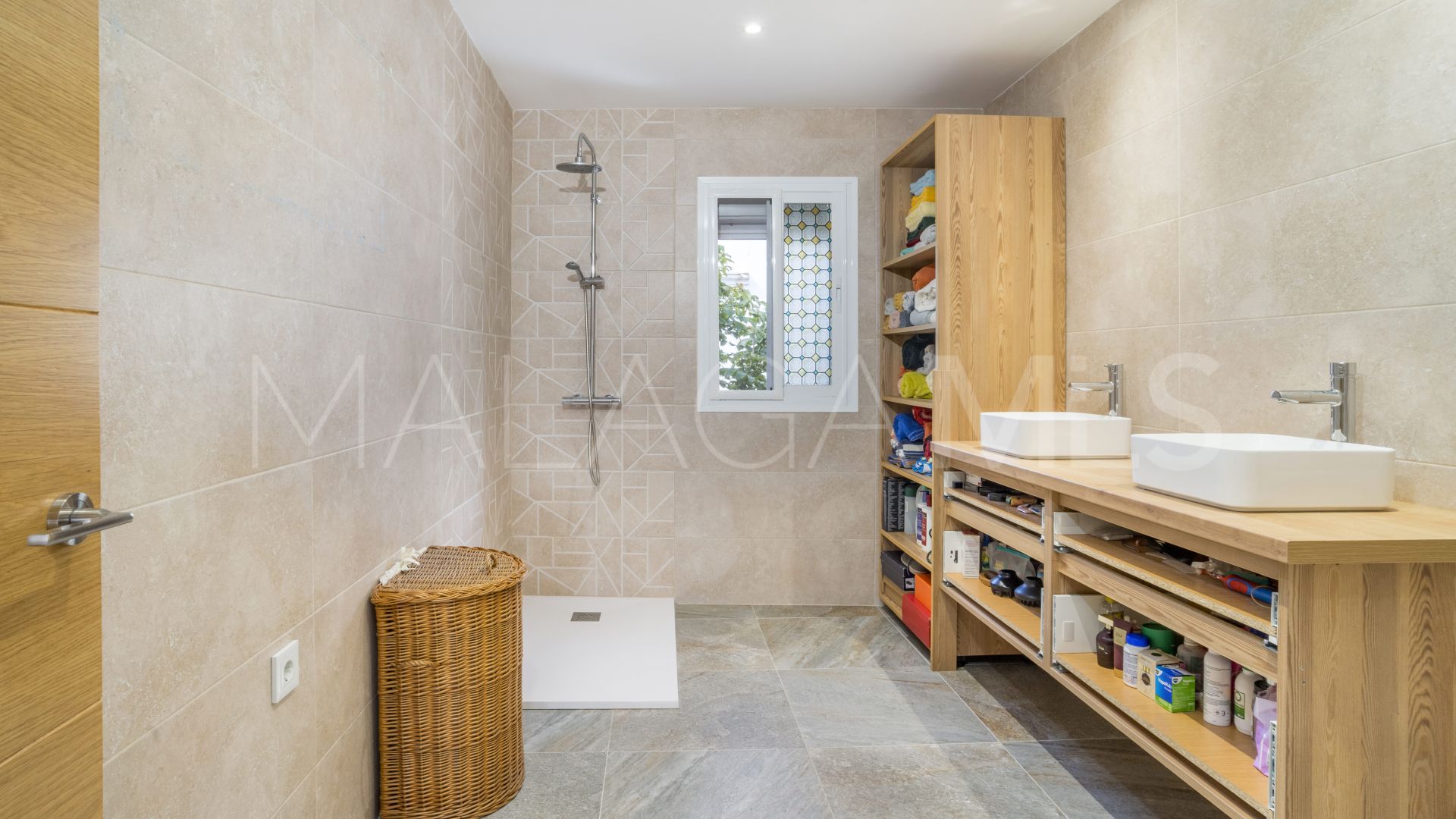 Maison de ville for sale in Estepona Old Town