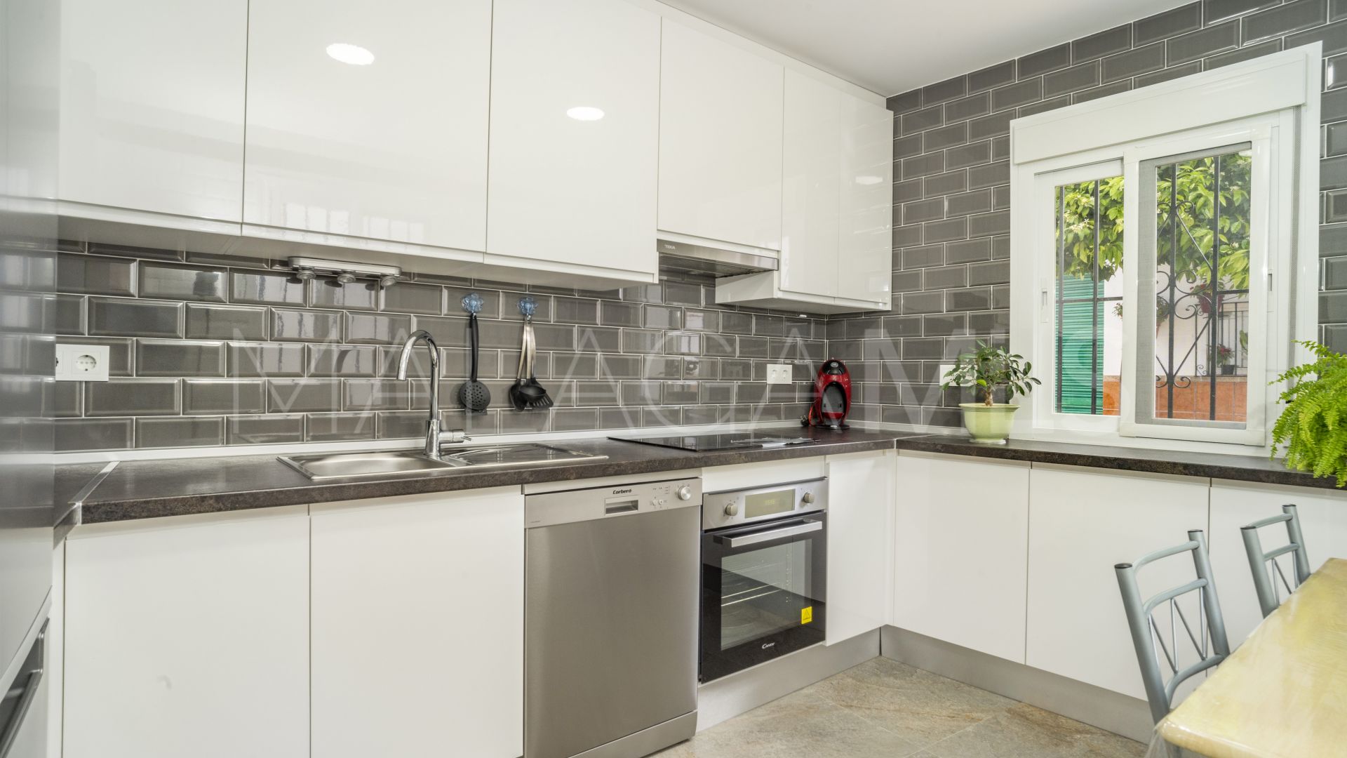Maison de ville for sale in Estepona Old Town