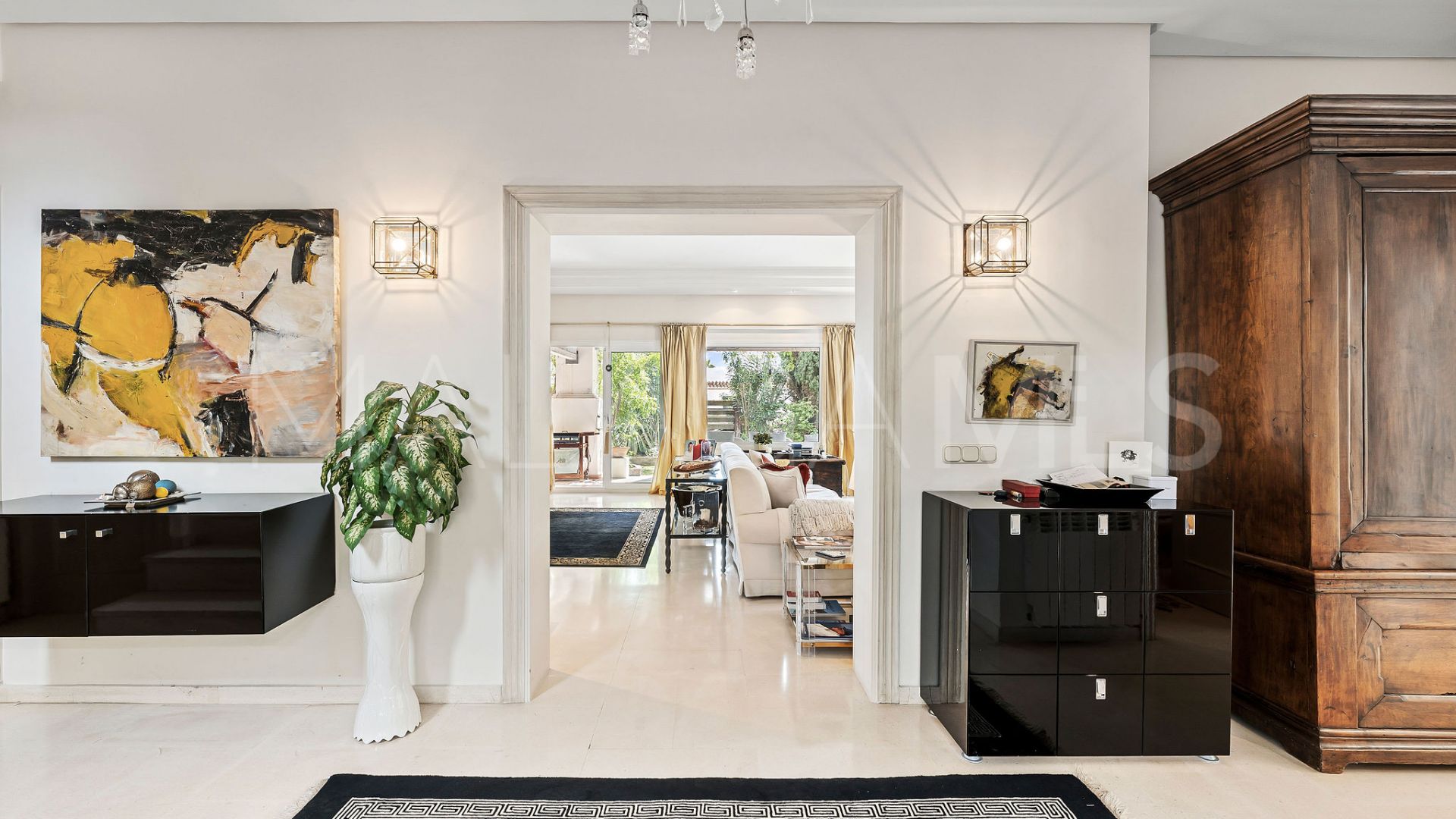 Villa for sale in Rocio de Nagüeles