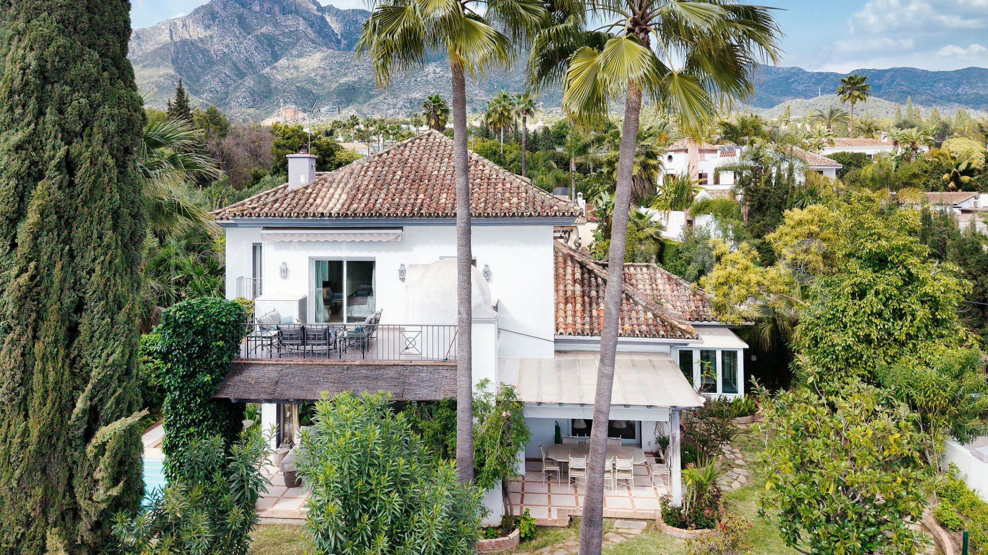 Villa for sale in Rocio de Nagüeles
