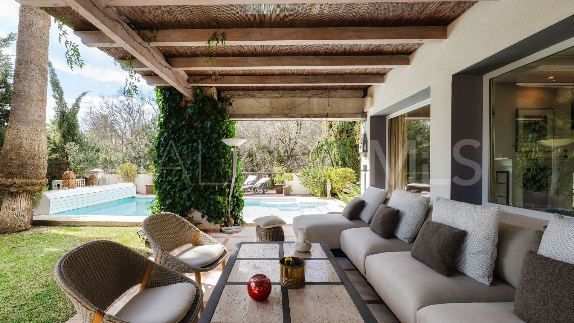 Villa for sale in Rocio de Nagüeles