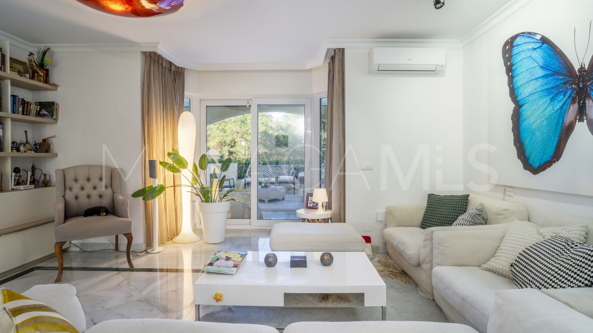 2 bedrooms ground floor apartment for sale in White Pearl Beach