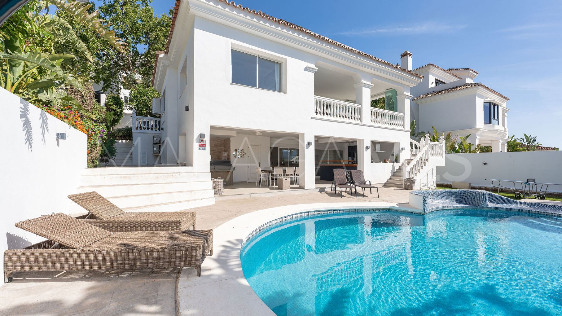 Se vende villa with 4 bedrooms in La Campana