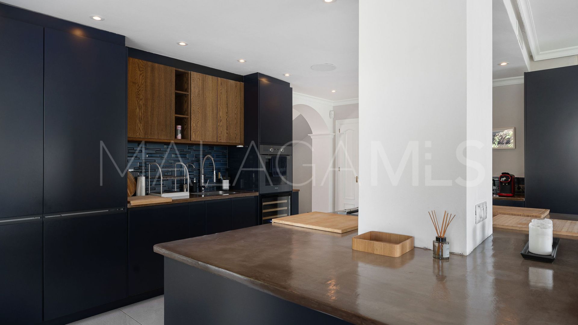 Se vende villa with 4 bedrooms in La Campana