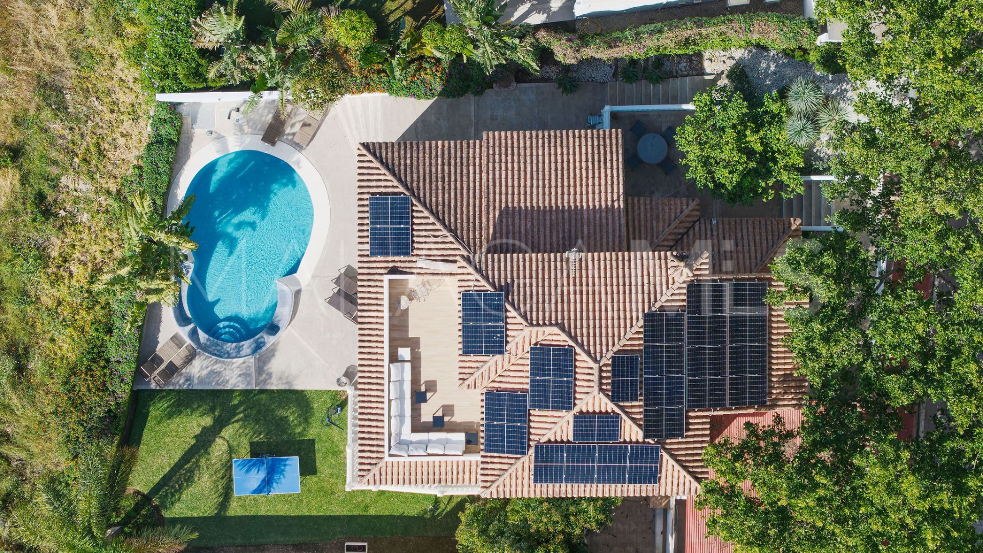 Se vende villa with 4 bedrooms in La Campana