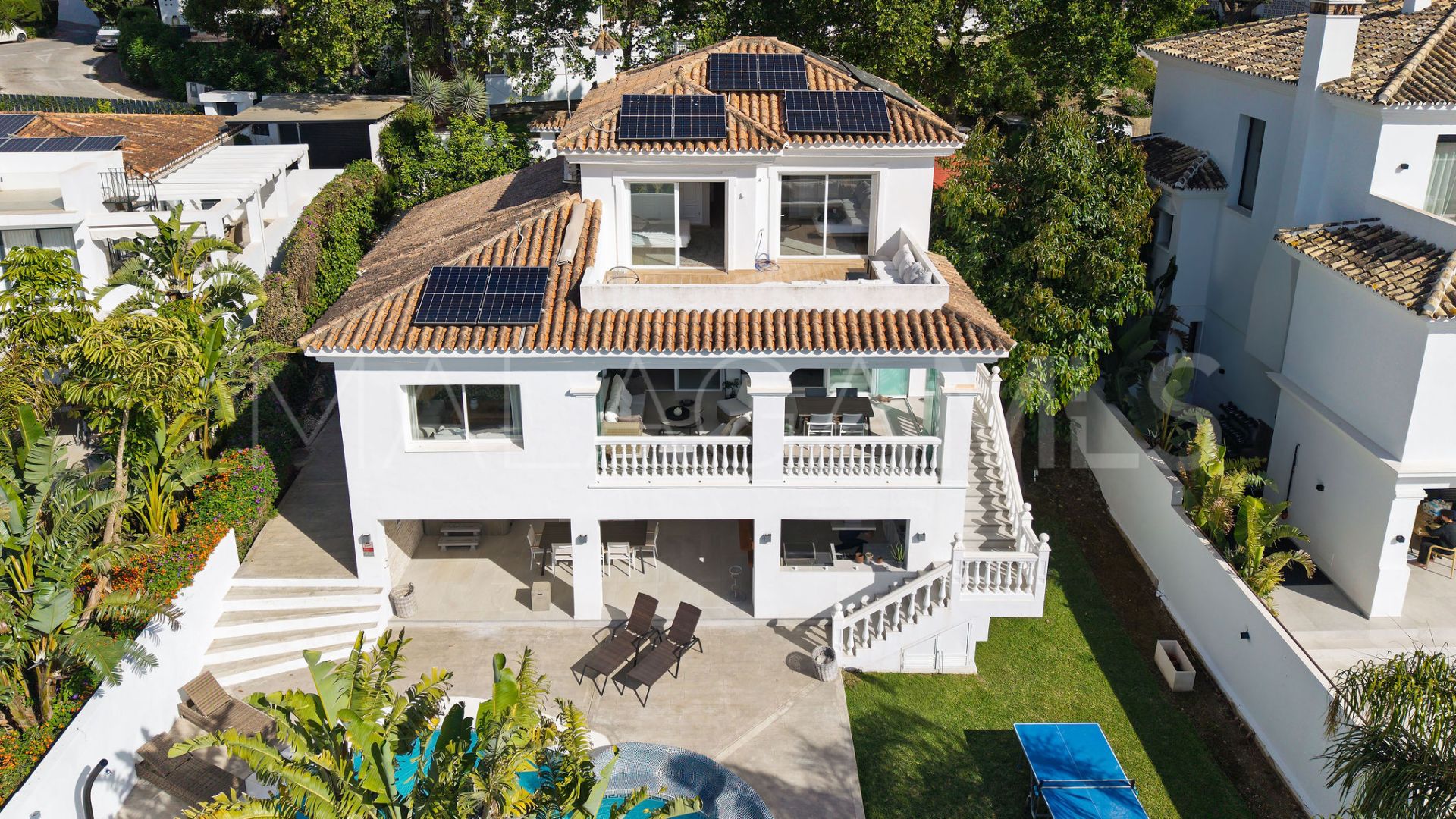 Se vende villa with 4 bedrooms in La Campana