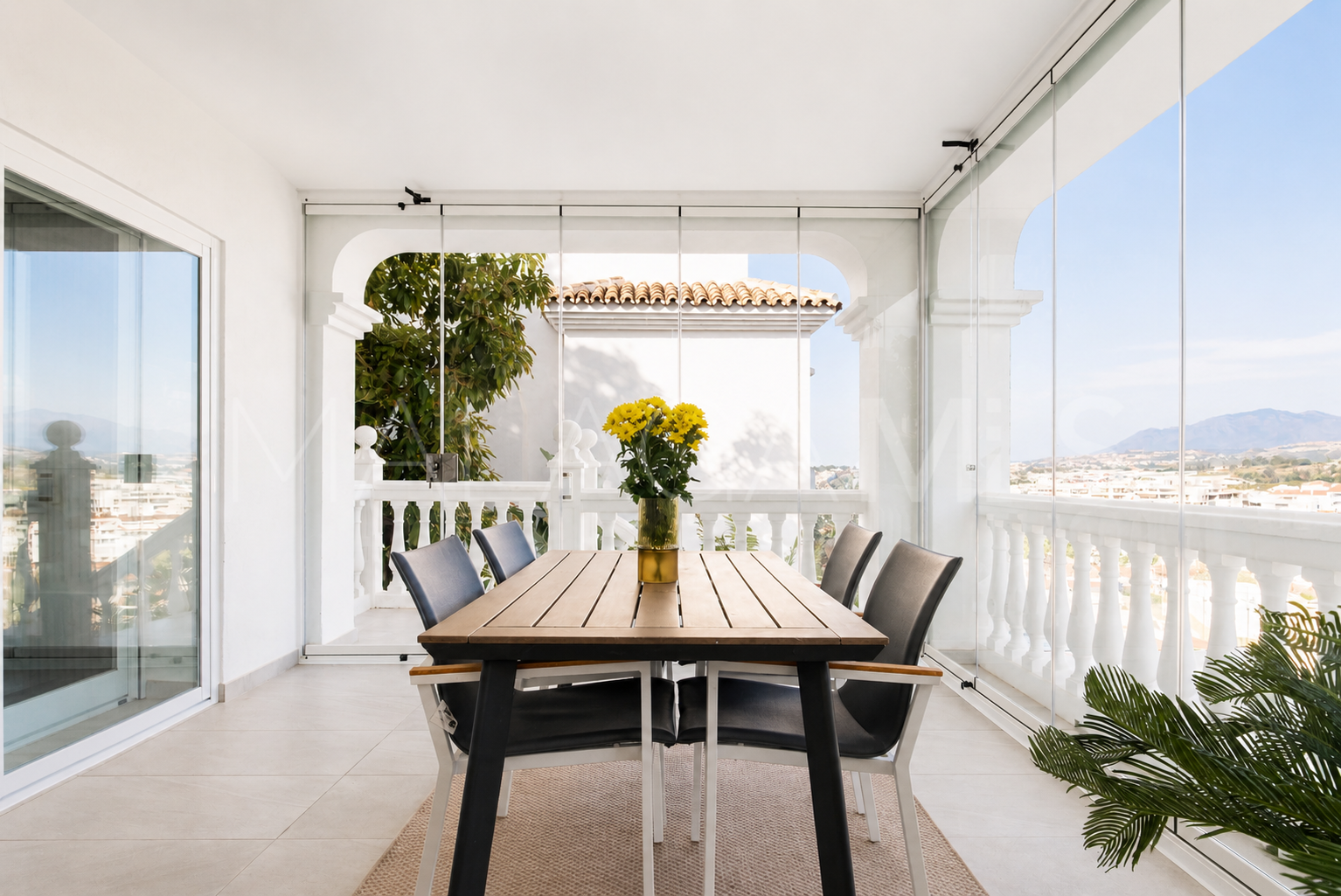 4 bedrooms La Campana villa for sale