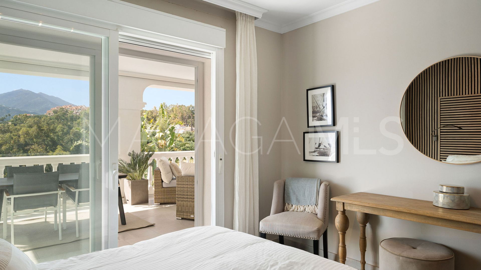 Se vende villa with 4 bedrooms in La Campana