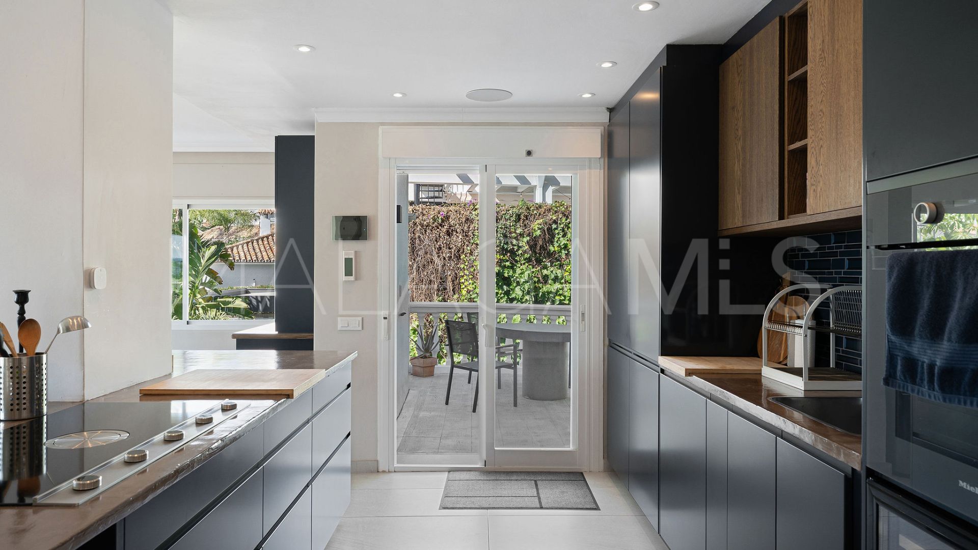 Se vende villa with 4 bedrooms in La Campana