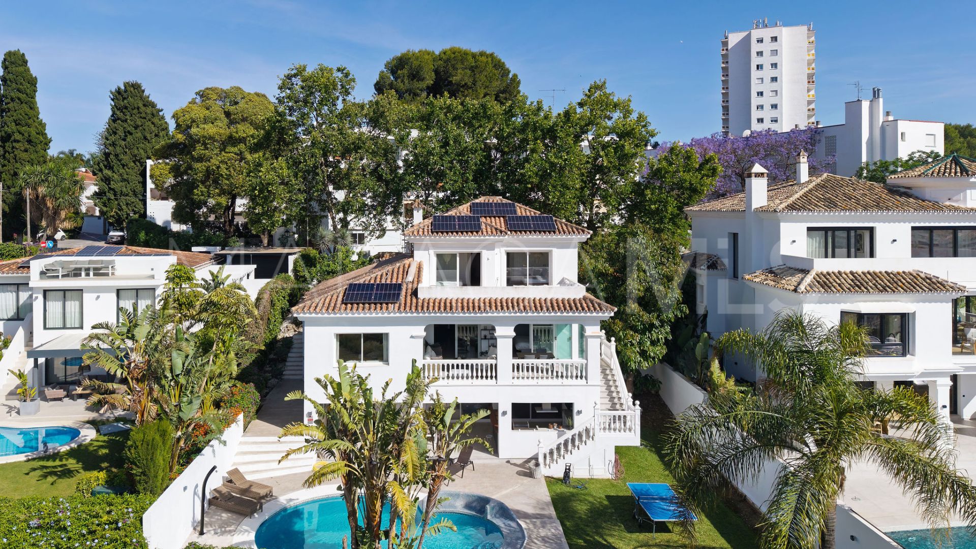 Se vende villa with 4 bedrooms in La Campana