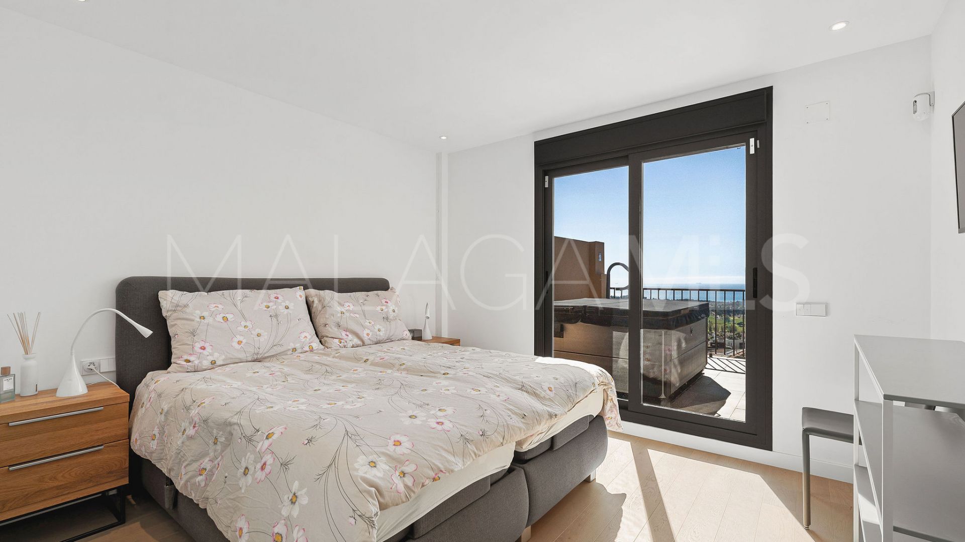 Takvåning for sale in Hacienda del Señorio de Cifuentes