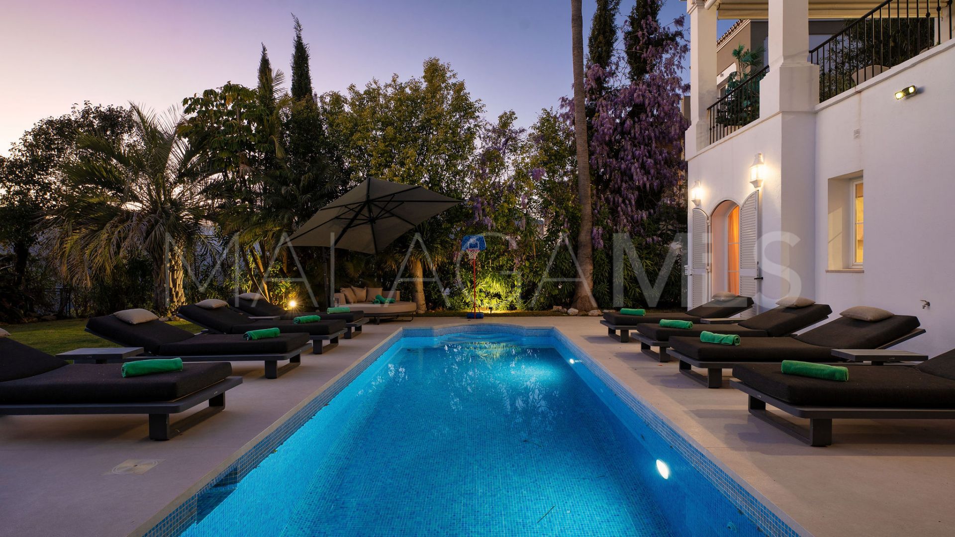 Villa for sale in Sierra Blanca Country Club with 3 bedrooms