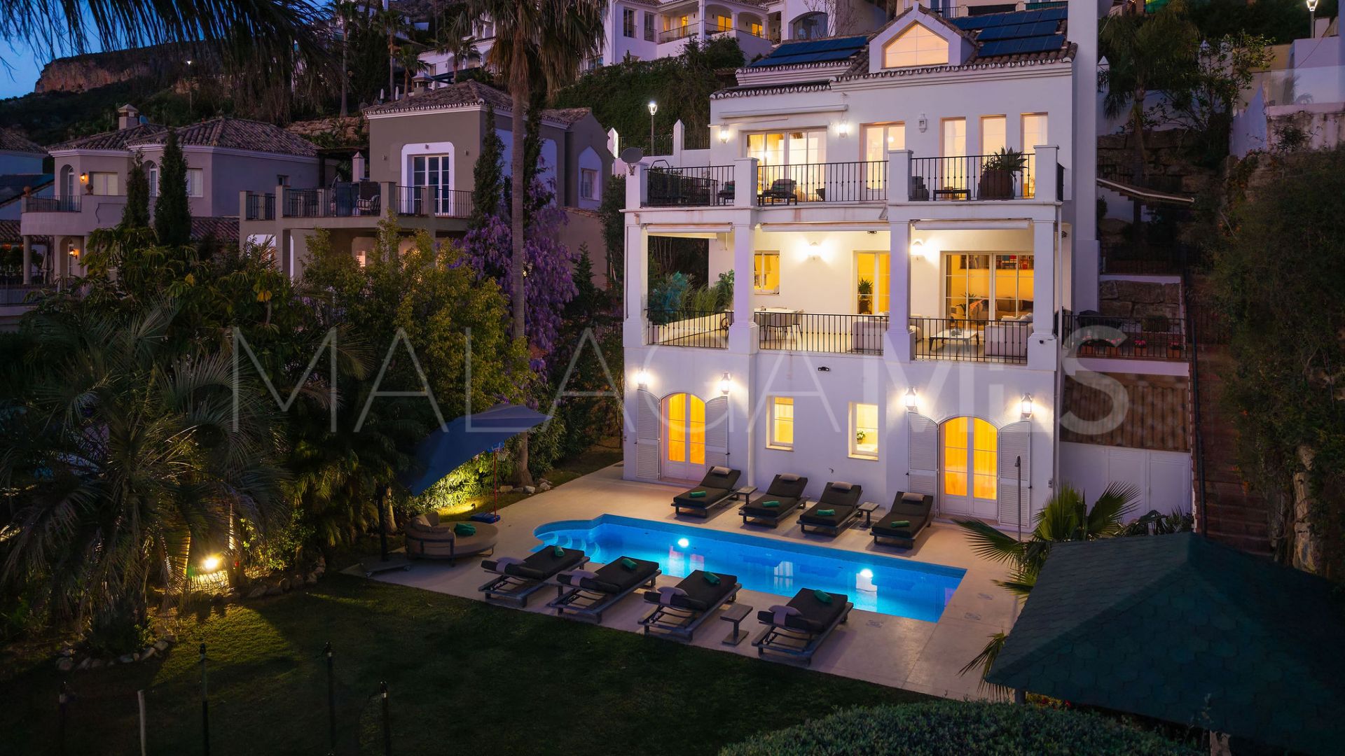 Villa for sale in Sierra Blanca Country Club with 3 bedrooms