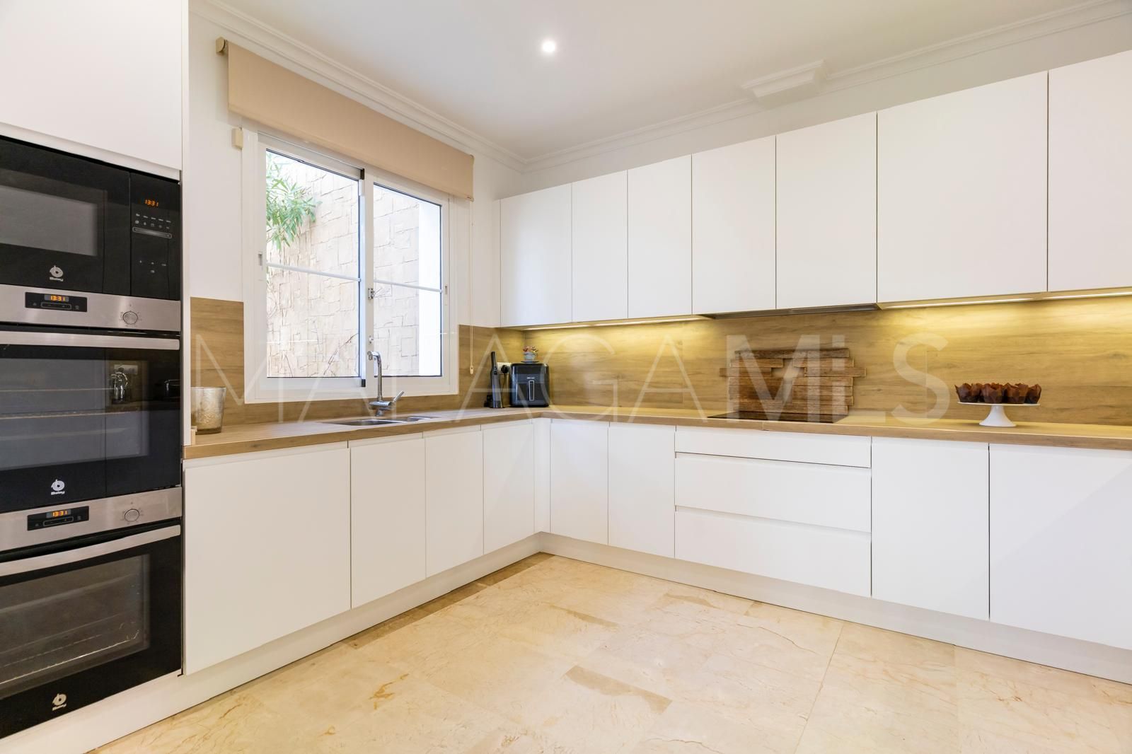 Villa for sale in Sierra Blanca Country Club