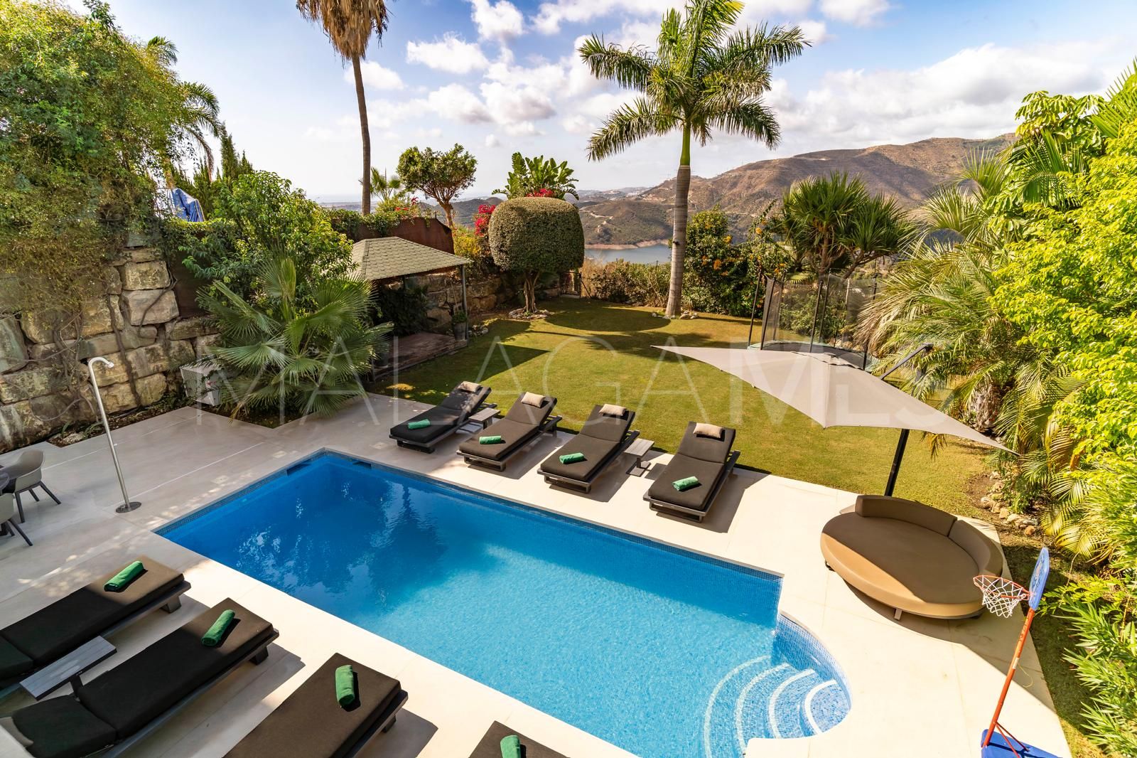 Villa for sale in Sierra Blanca Country Club