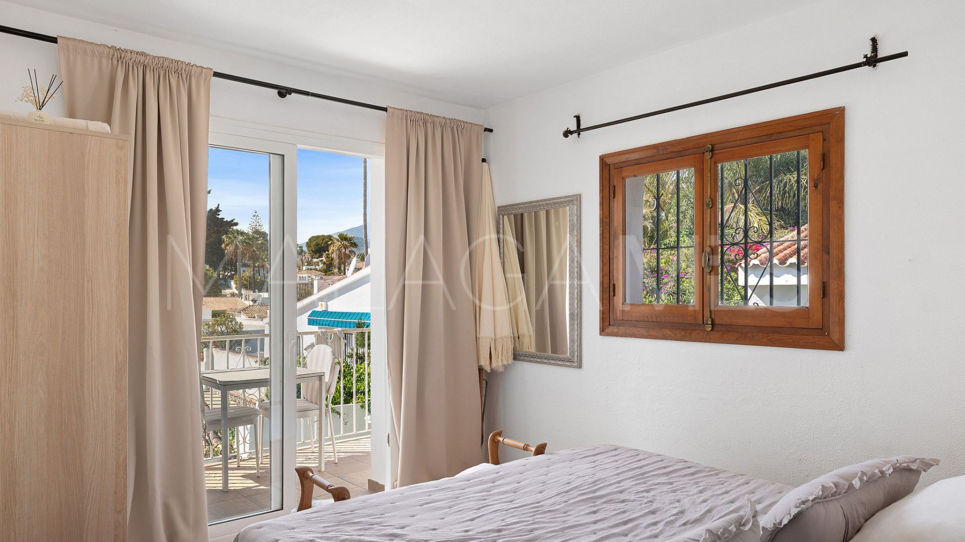 Villa for sale in La Campana