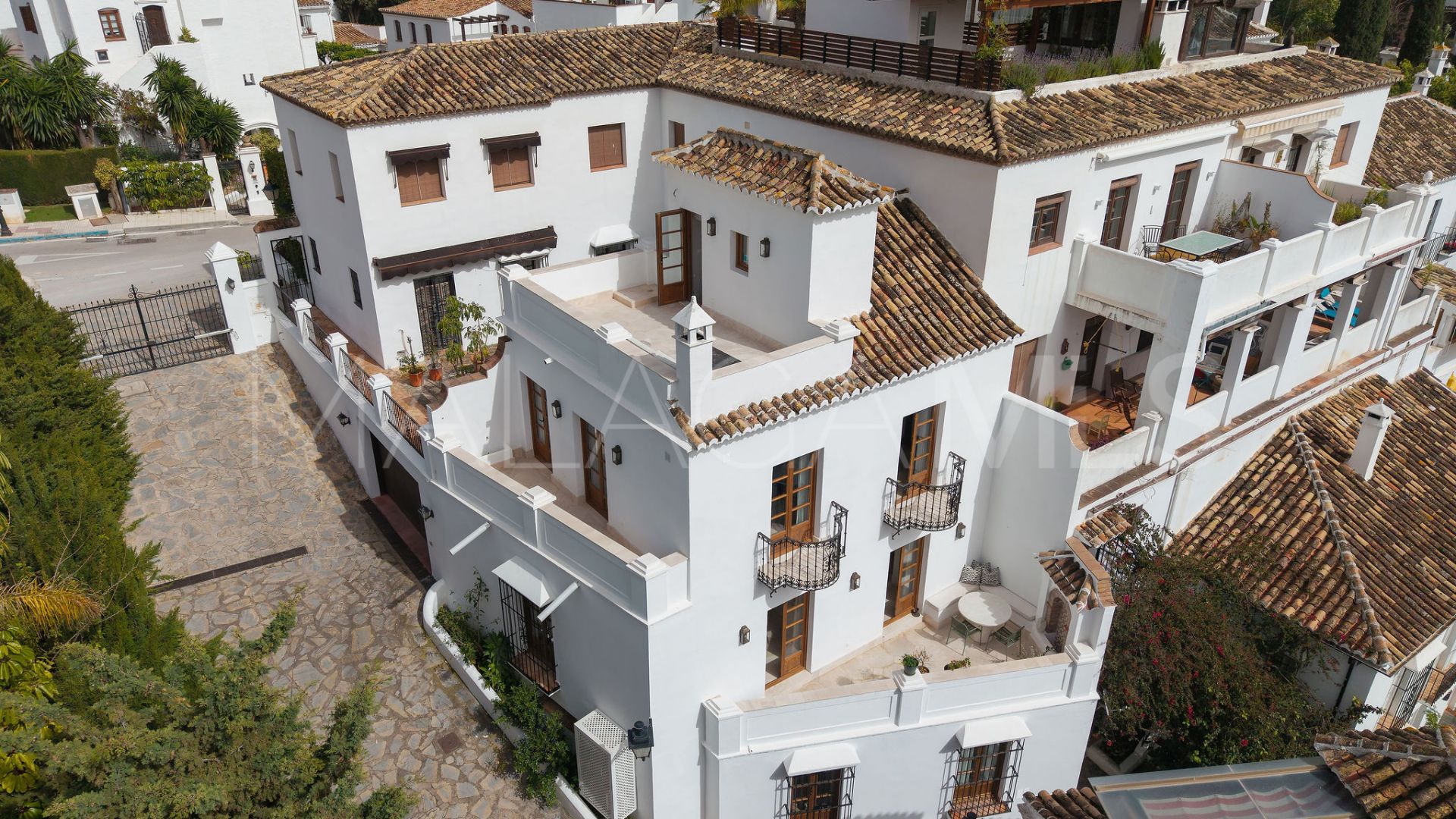 Reihenhaus for sale in Las Lomas del Marbella Club