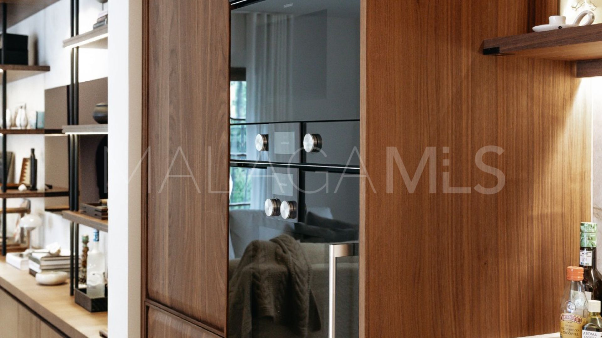 Adosado for sale with 3 bedrooms in Las Lomas del Marbella Club