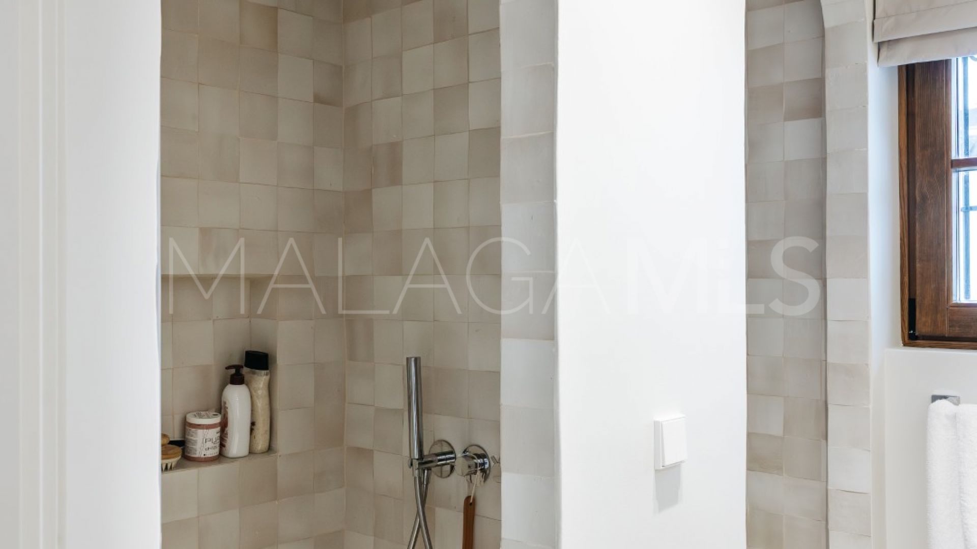 Adosado for sale with 3 bedrooms in Las Lomas del Marbella Club