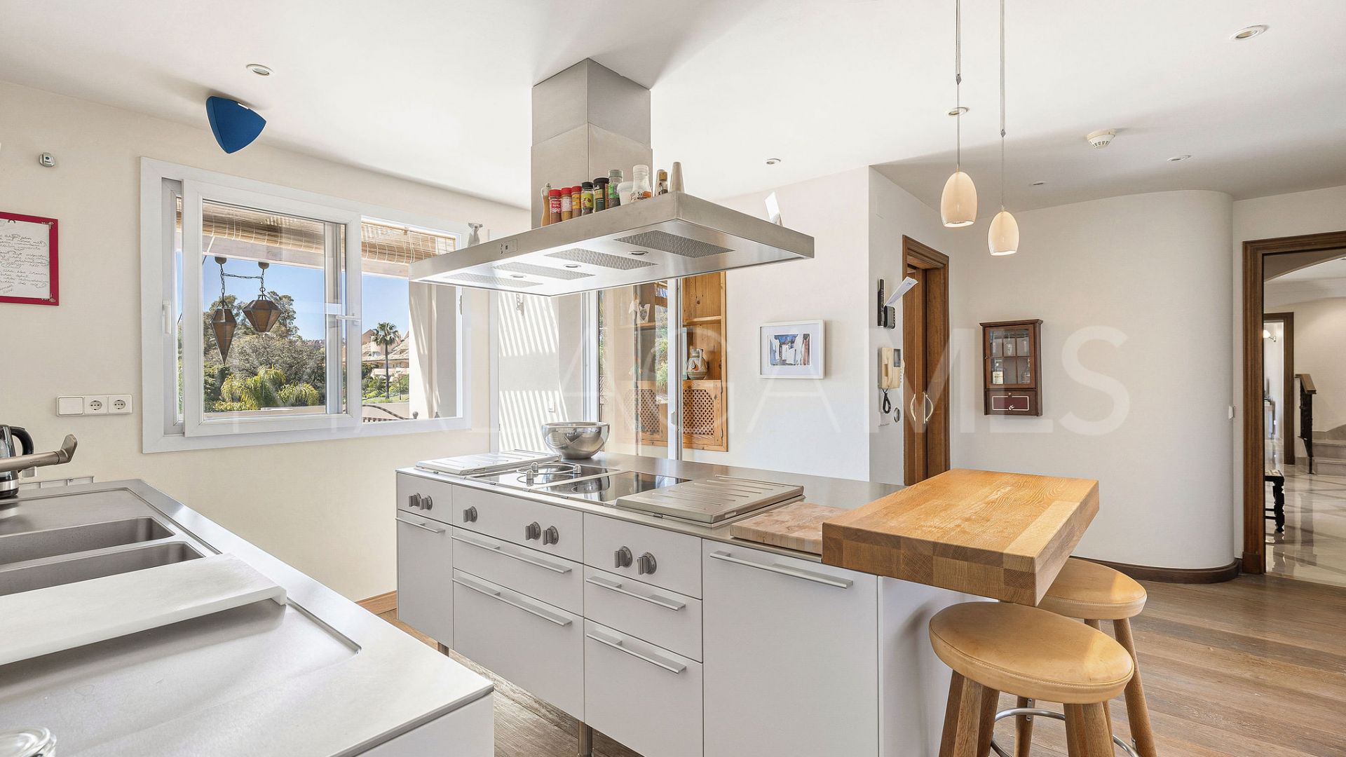 Se vende atico duplex in Las Alamandas