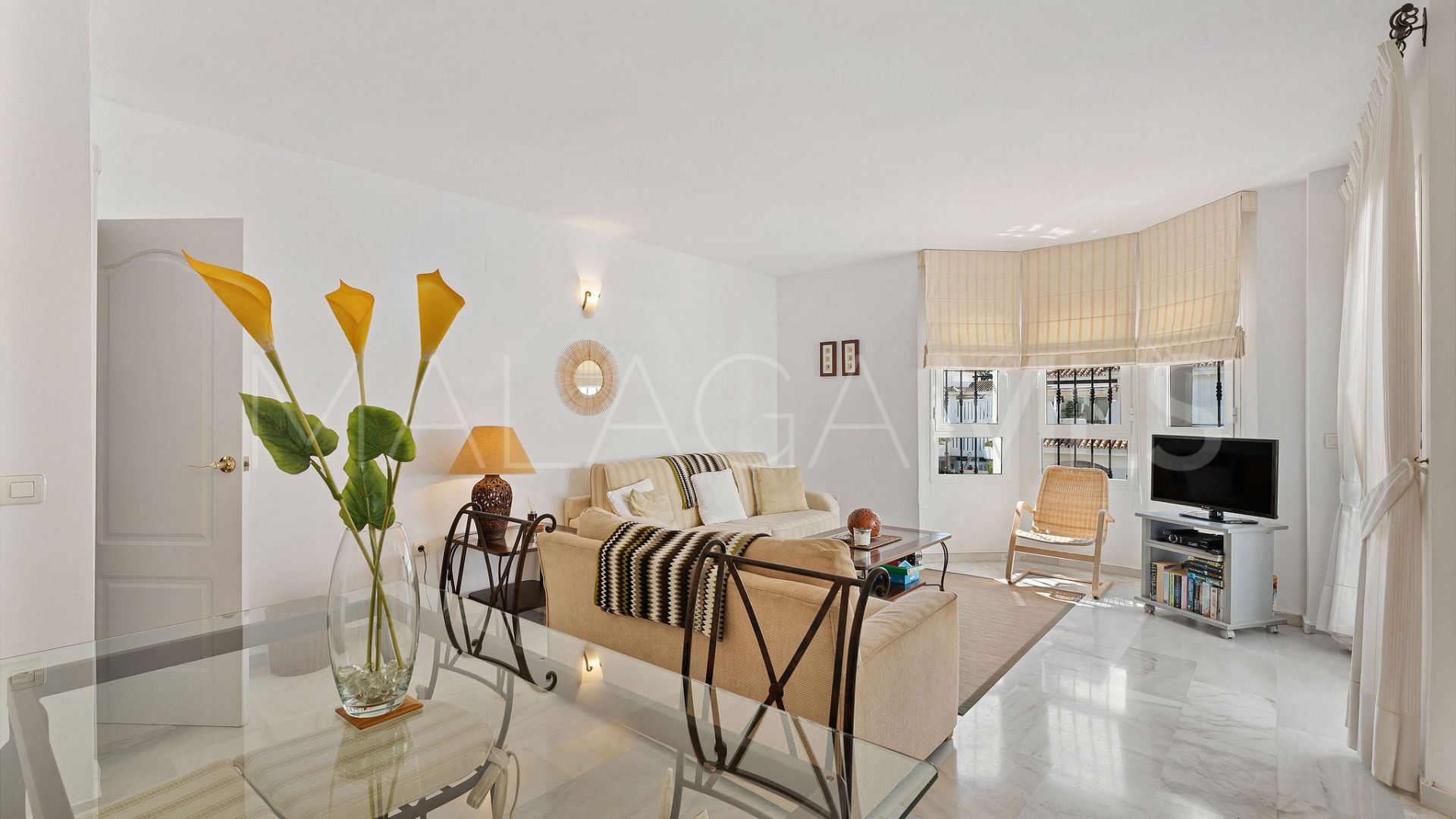 Appartement terrasse for sale in Los Naranjos de Marbella