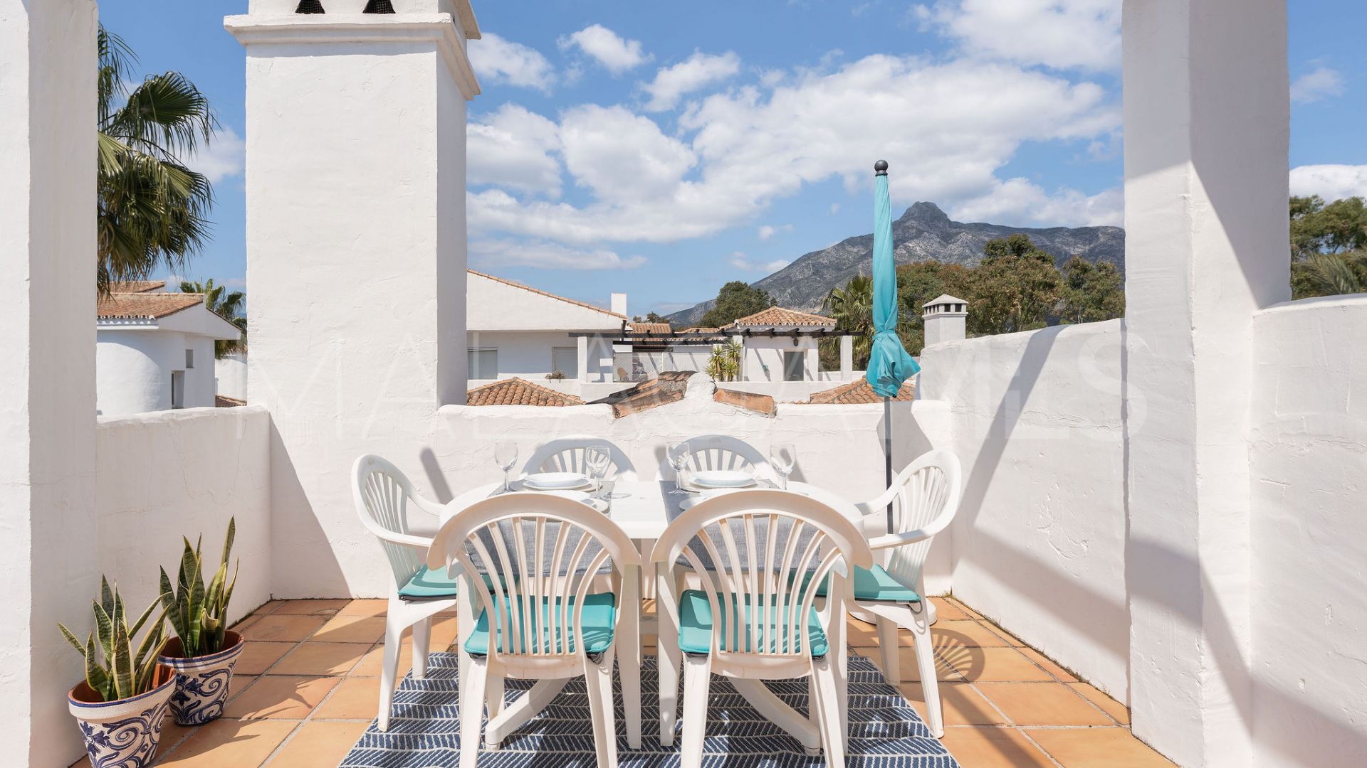 Appartement terrasse for sale in Los Naranjos de Marbella