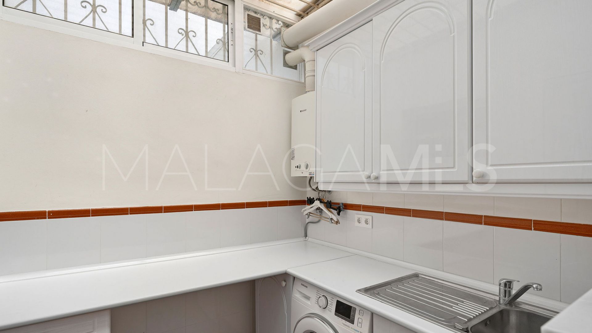 Radhus for sale in Aloha Sur 32